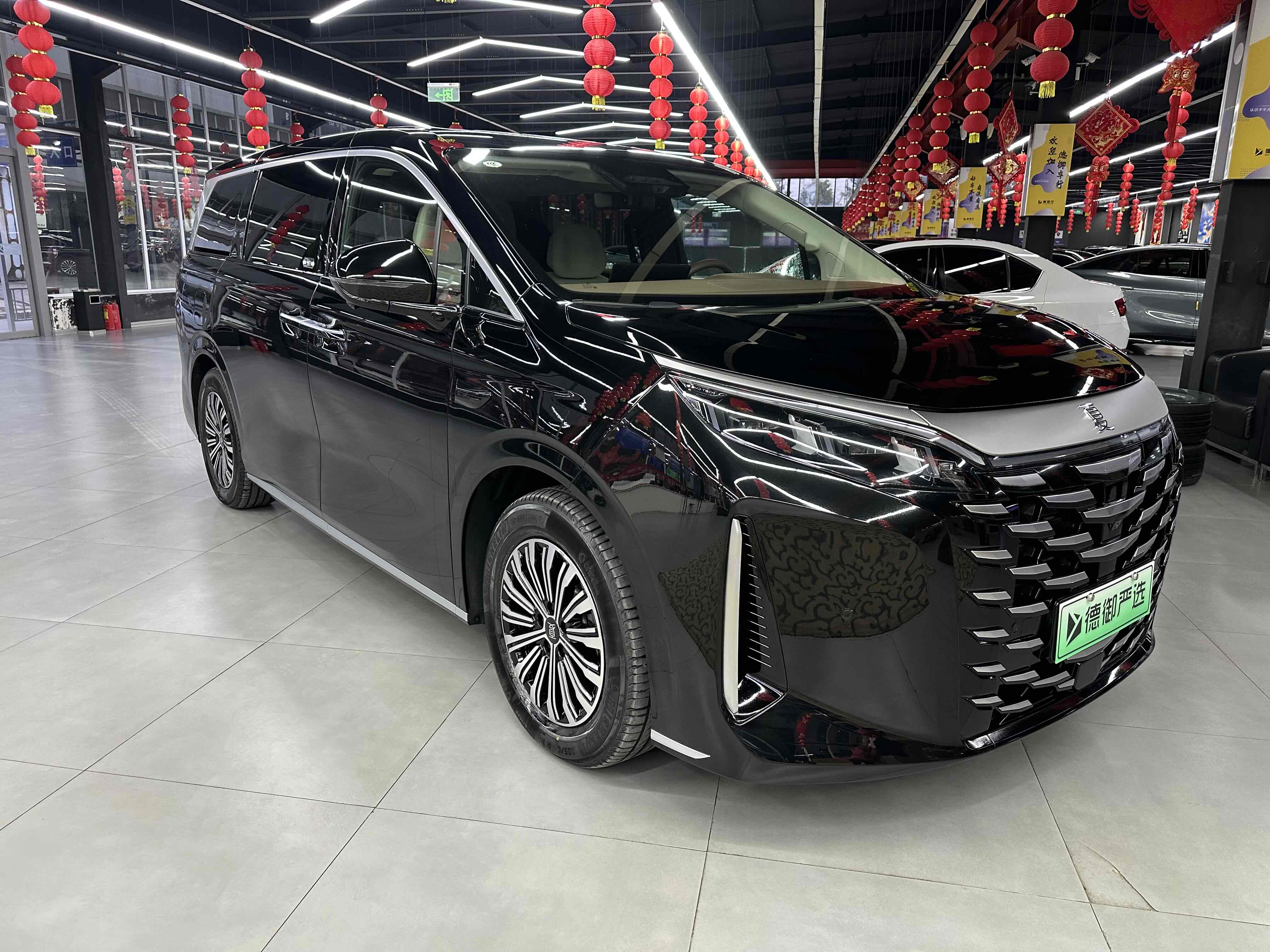 BYD Xia 2025 صورة سيارة #4