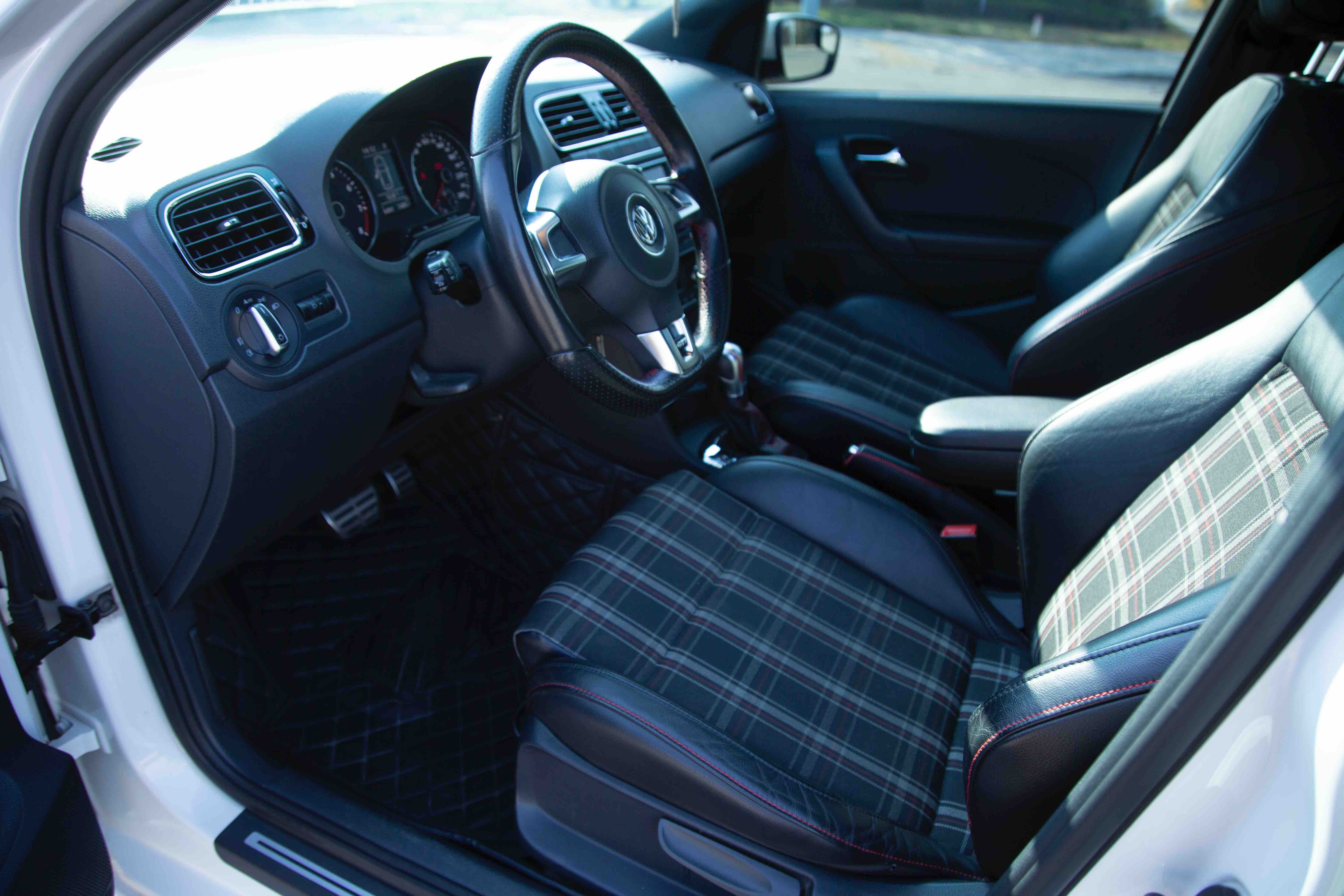 Volkswagen Polo 2013 car image #4
