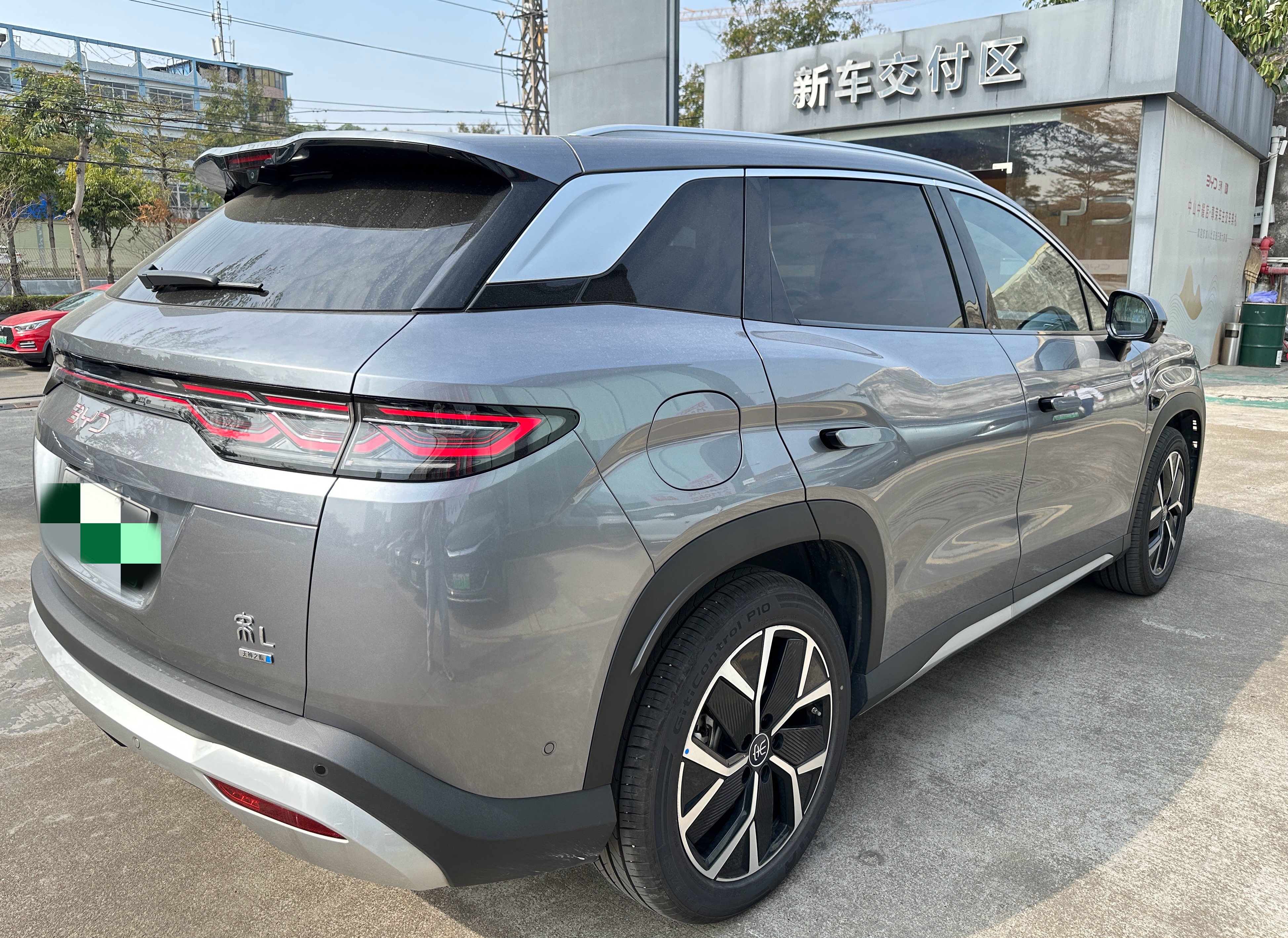 BYD SongL DM-i 2025 car image #4