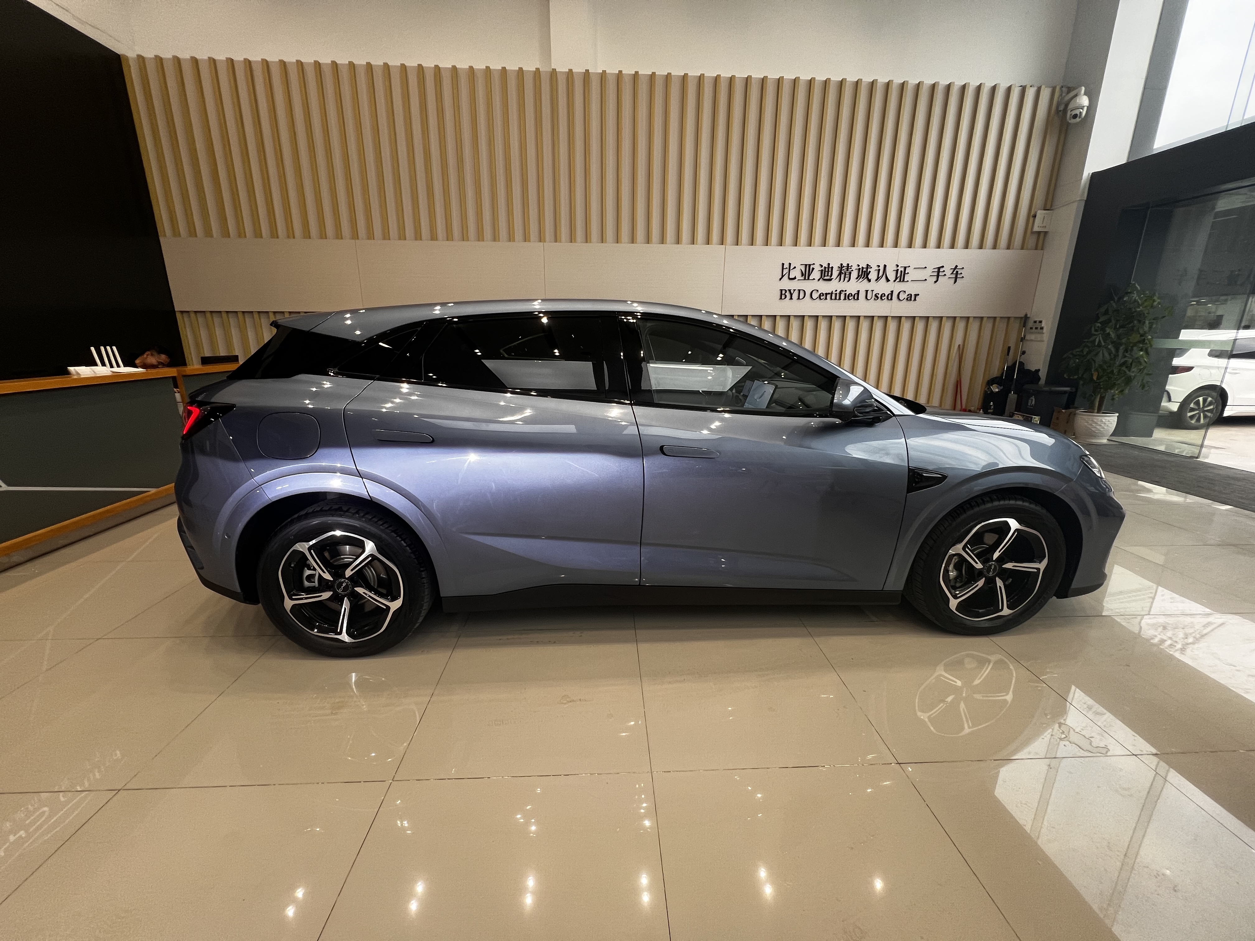 BYD Seal 06GT 2025 car image #4