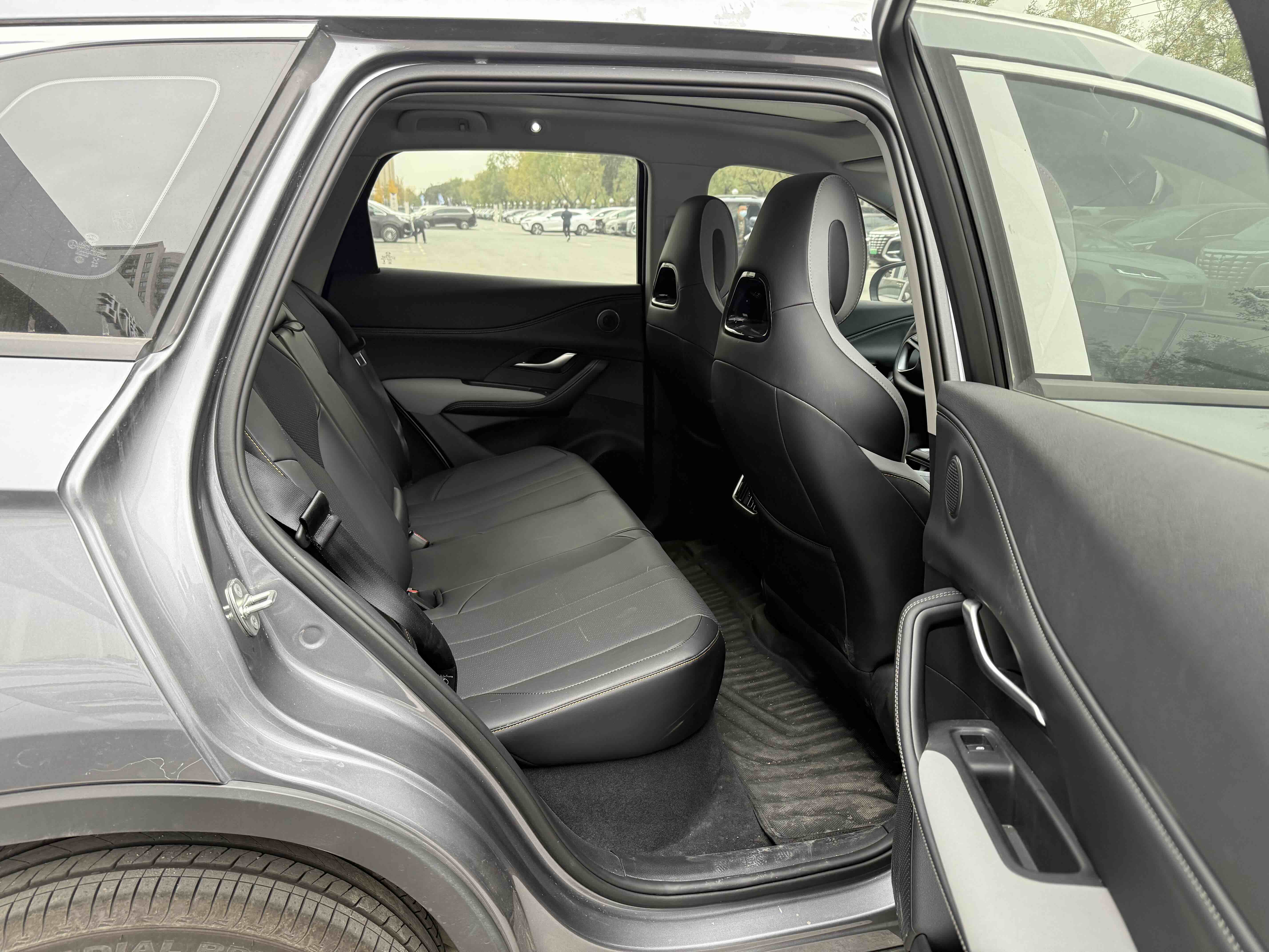 BYD Sea Lion 05 DM-i 2025 car image #4