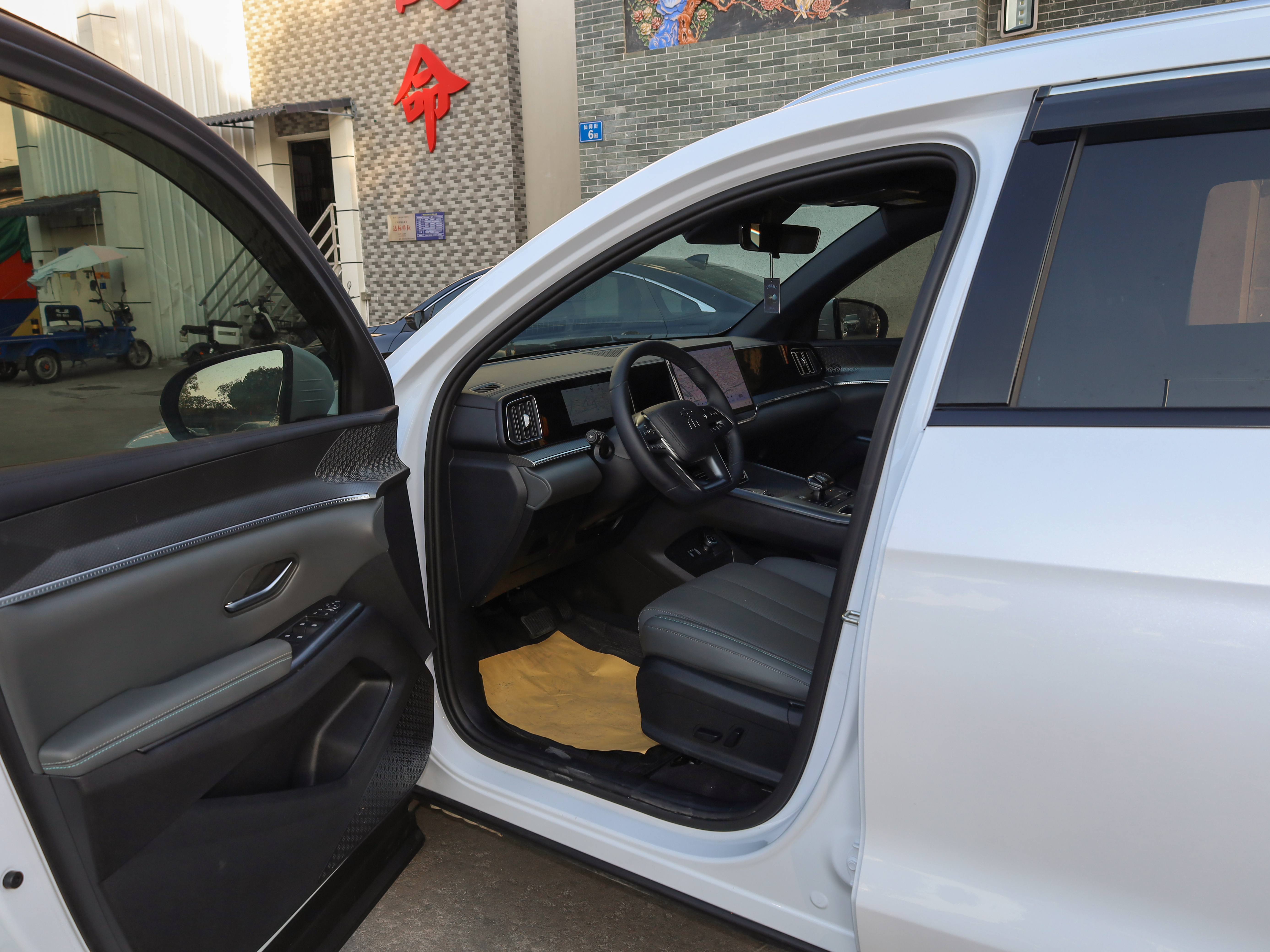 BYD Song Pro New Energy 2025 #4 BYD Song Pro New Energy 2025 car image #4