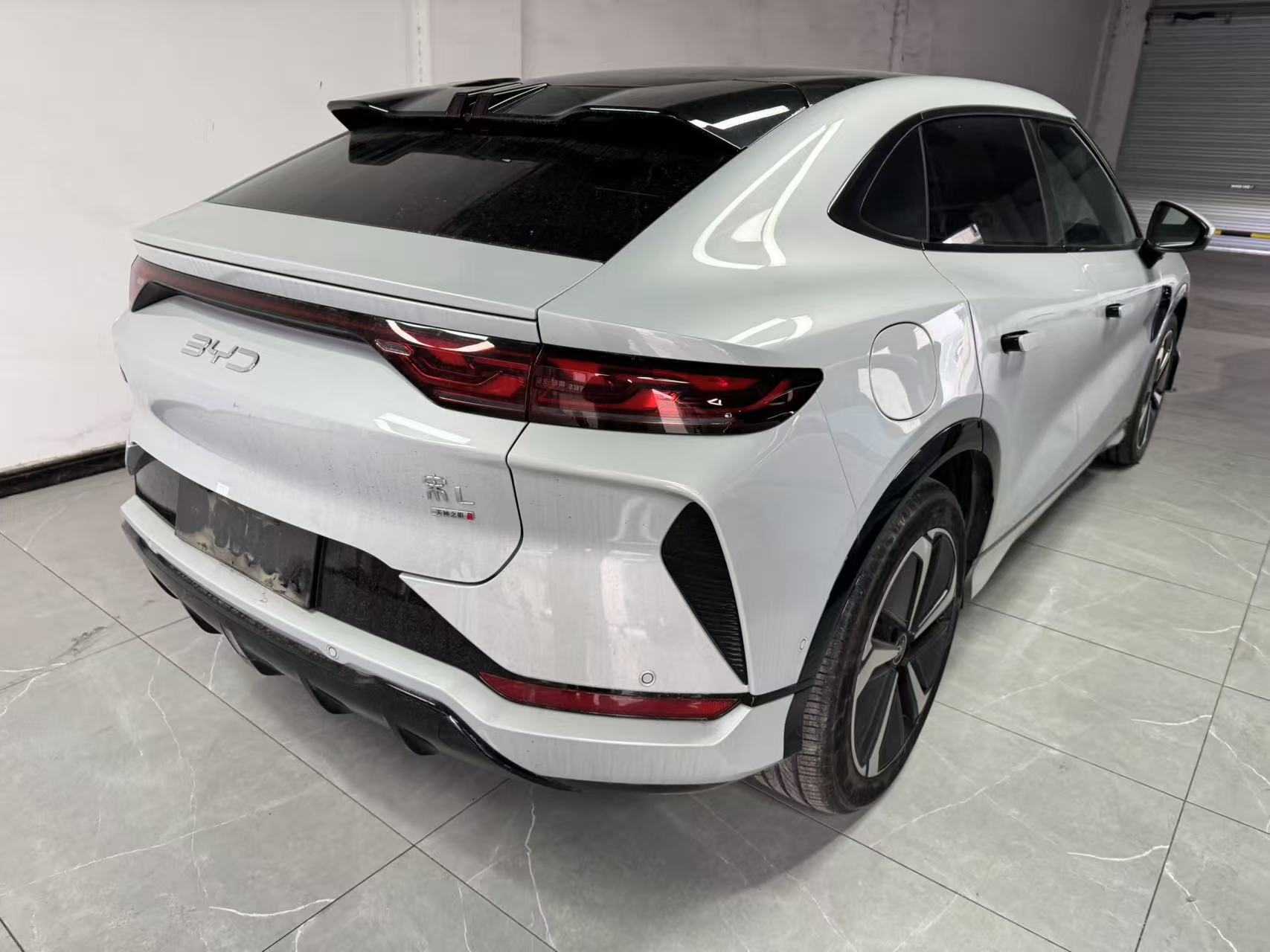 BYD SongL EV 2025 #4 BYD SongL EV 2025 car image #4