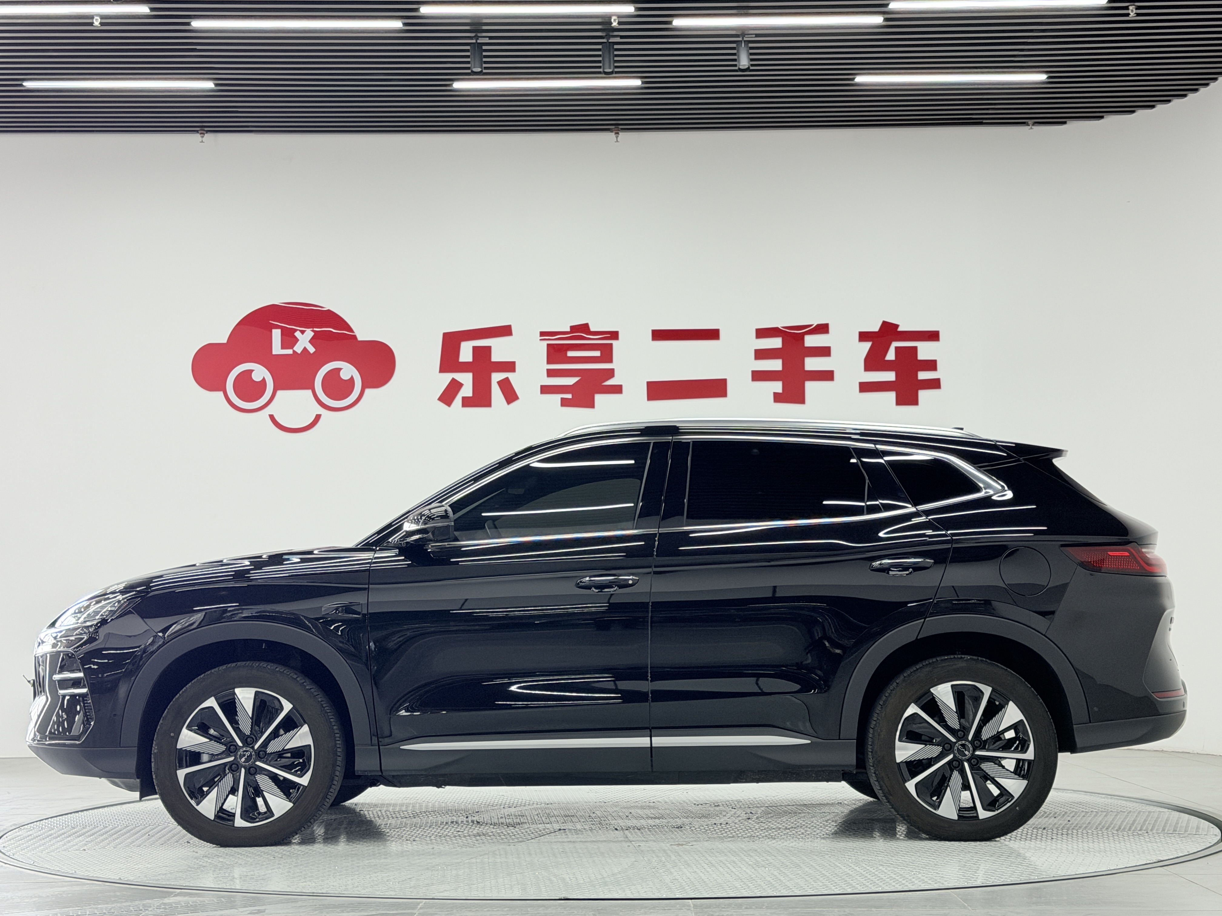 BYD Song Plus New Energy 2025 #4 BYD Song Plus New Energy 2025 car image #4