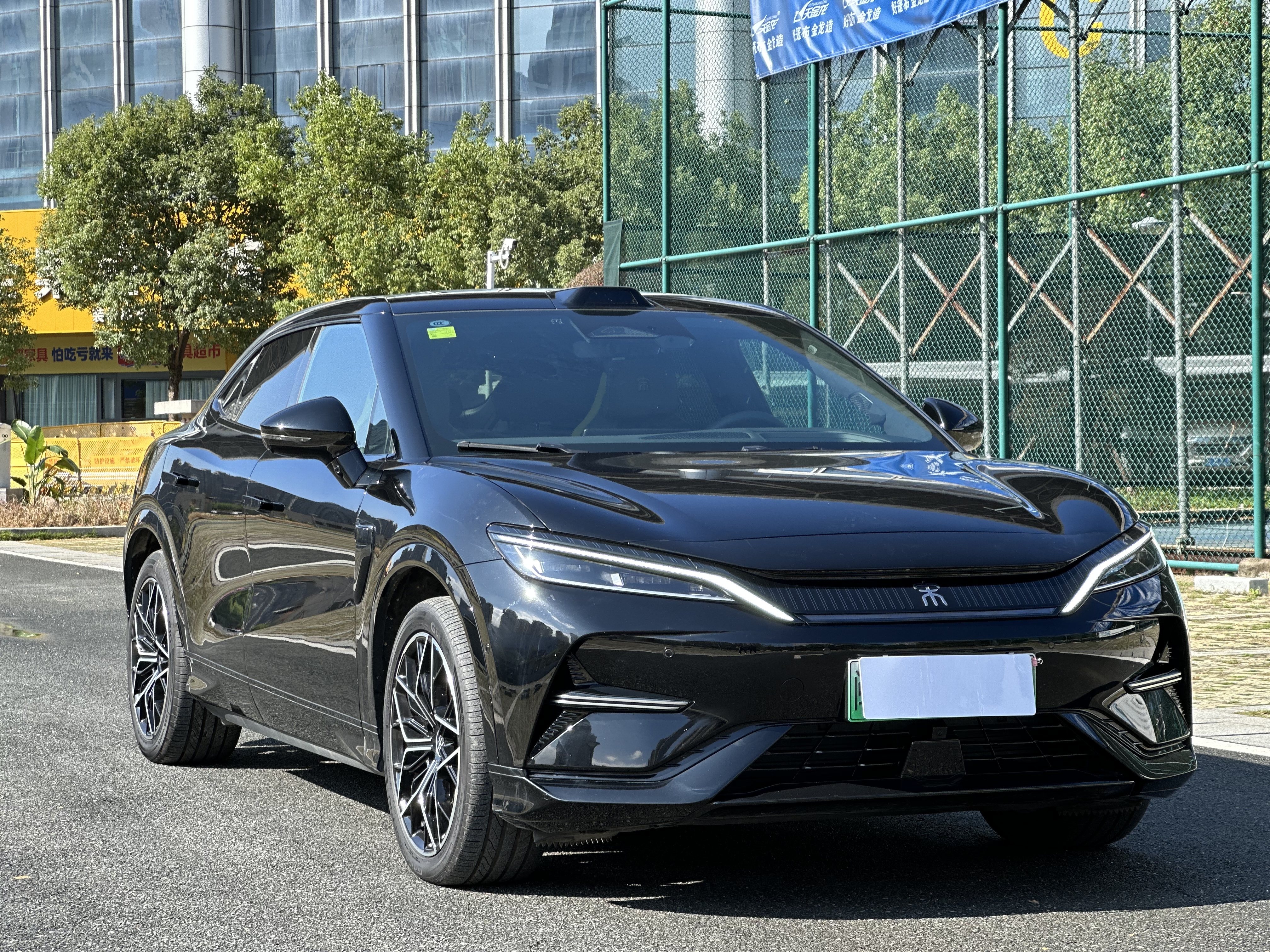 BYD SongL EV 2025 #4 BYD SongL EV 2025 car image #4