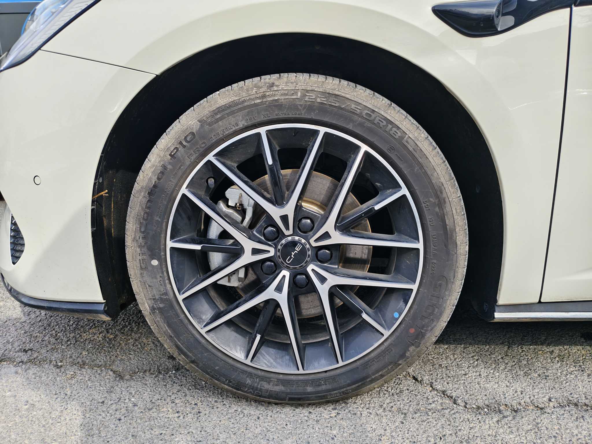 BYD Seal 07 DM-i 2025 car image #4