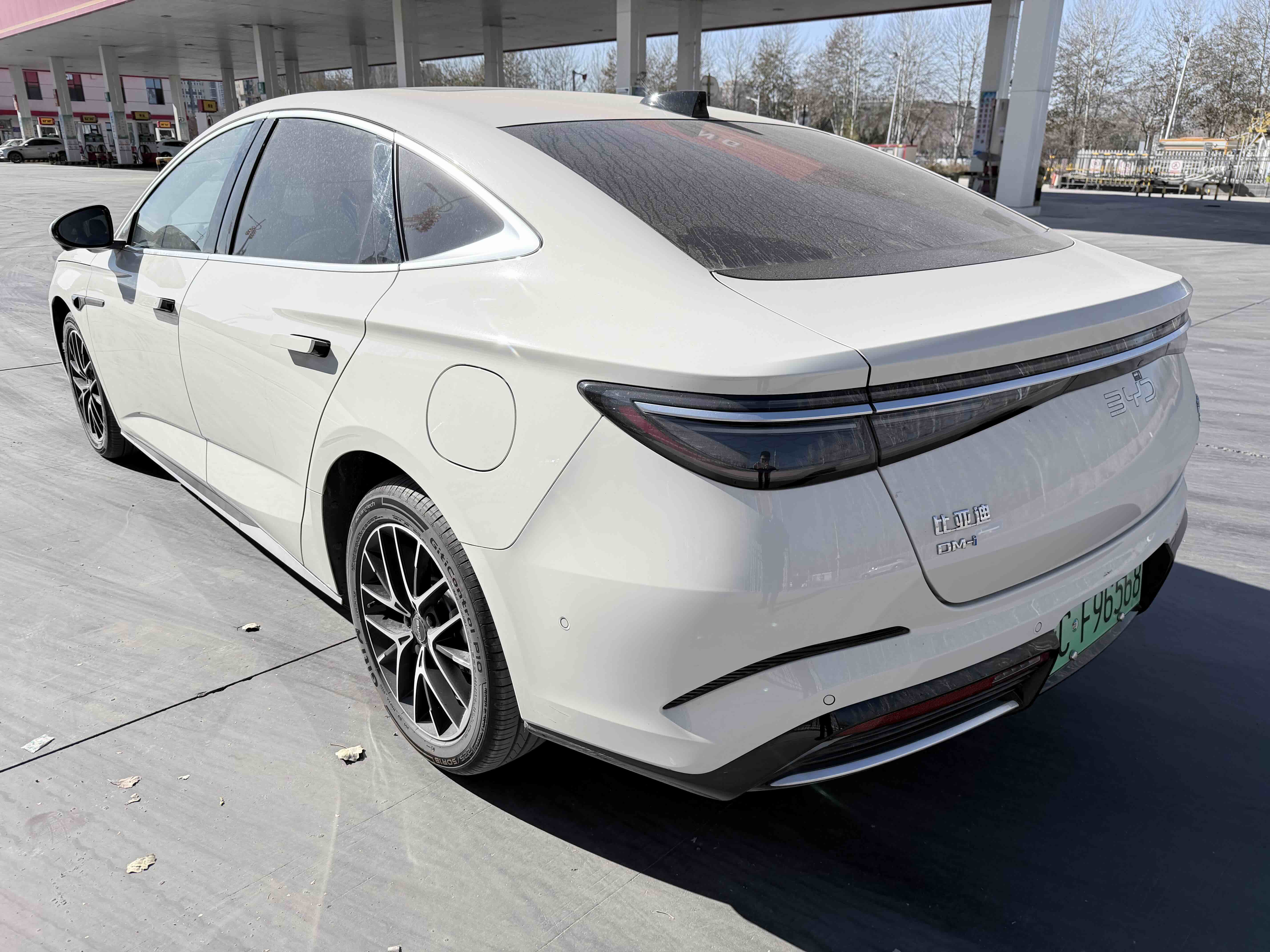 BYD Seal 07 DM-i 2025 car image #4