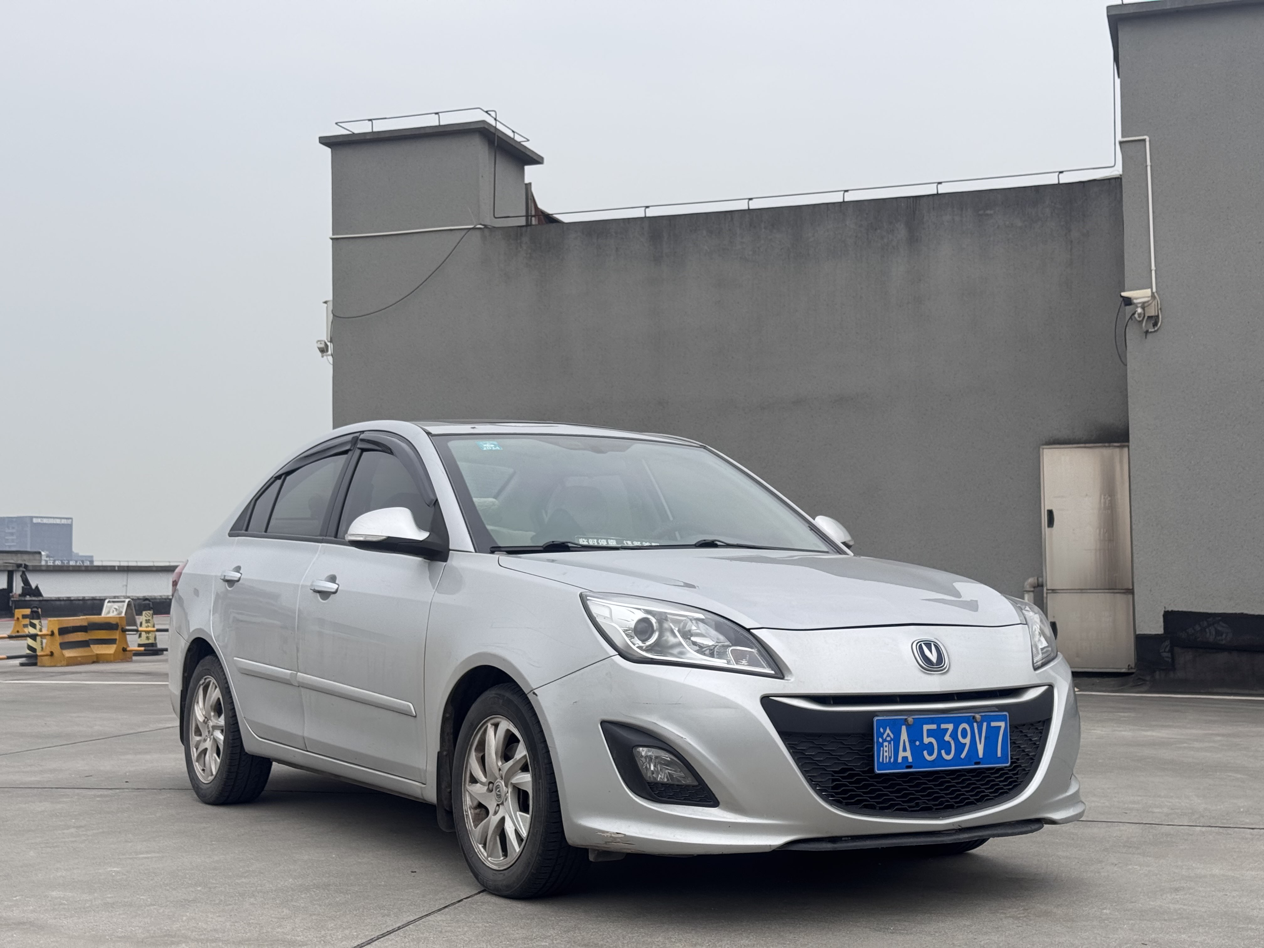Changan Alsvin V5 2014 #4 Changan Alsvin V5 2014 car image #4