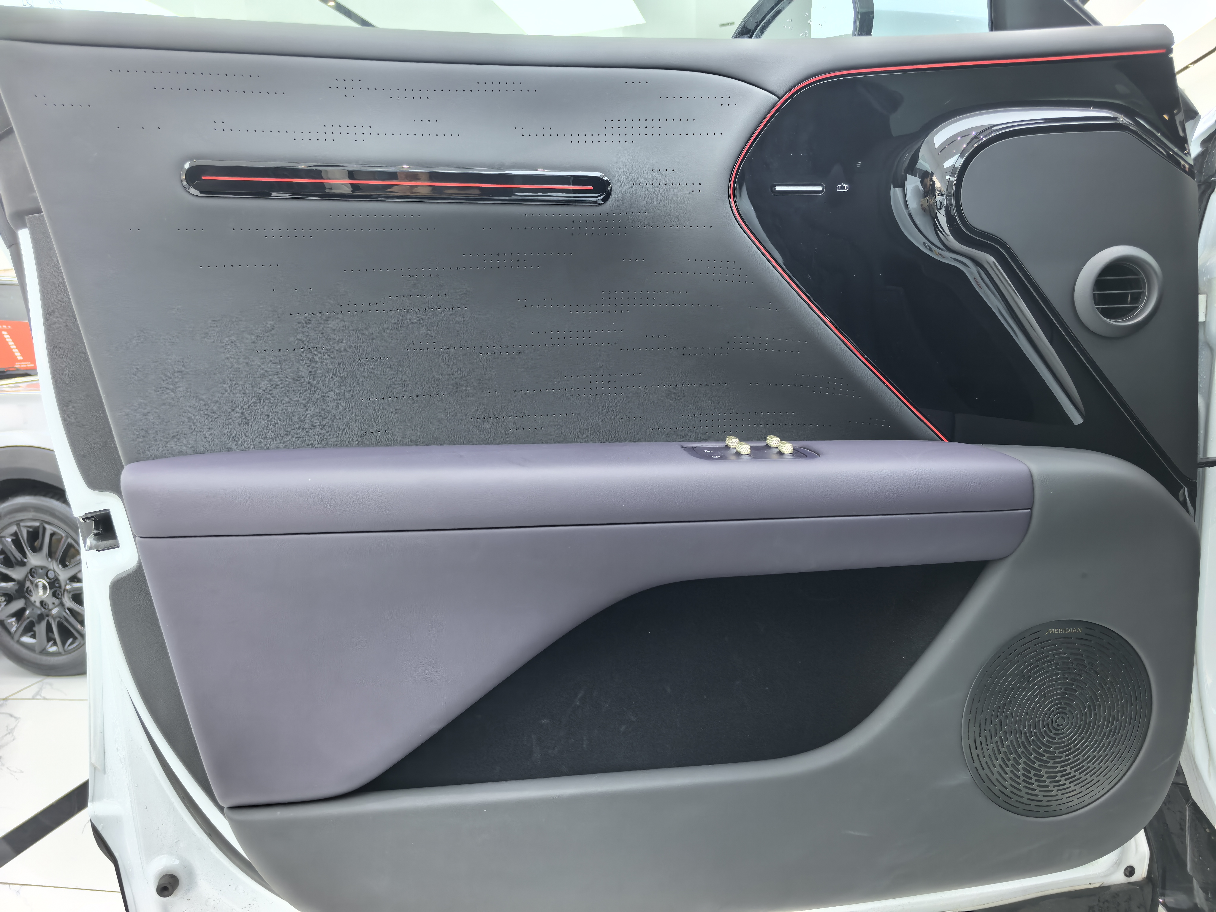 Avatr 07 2025 imagen de coche #4