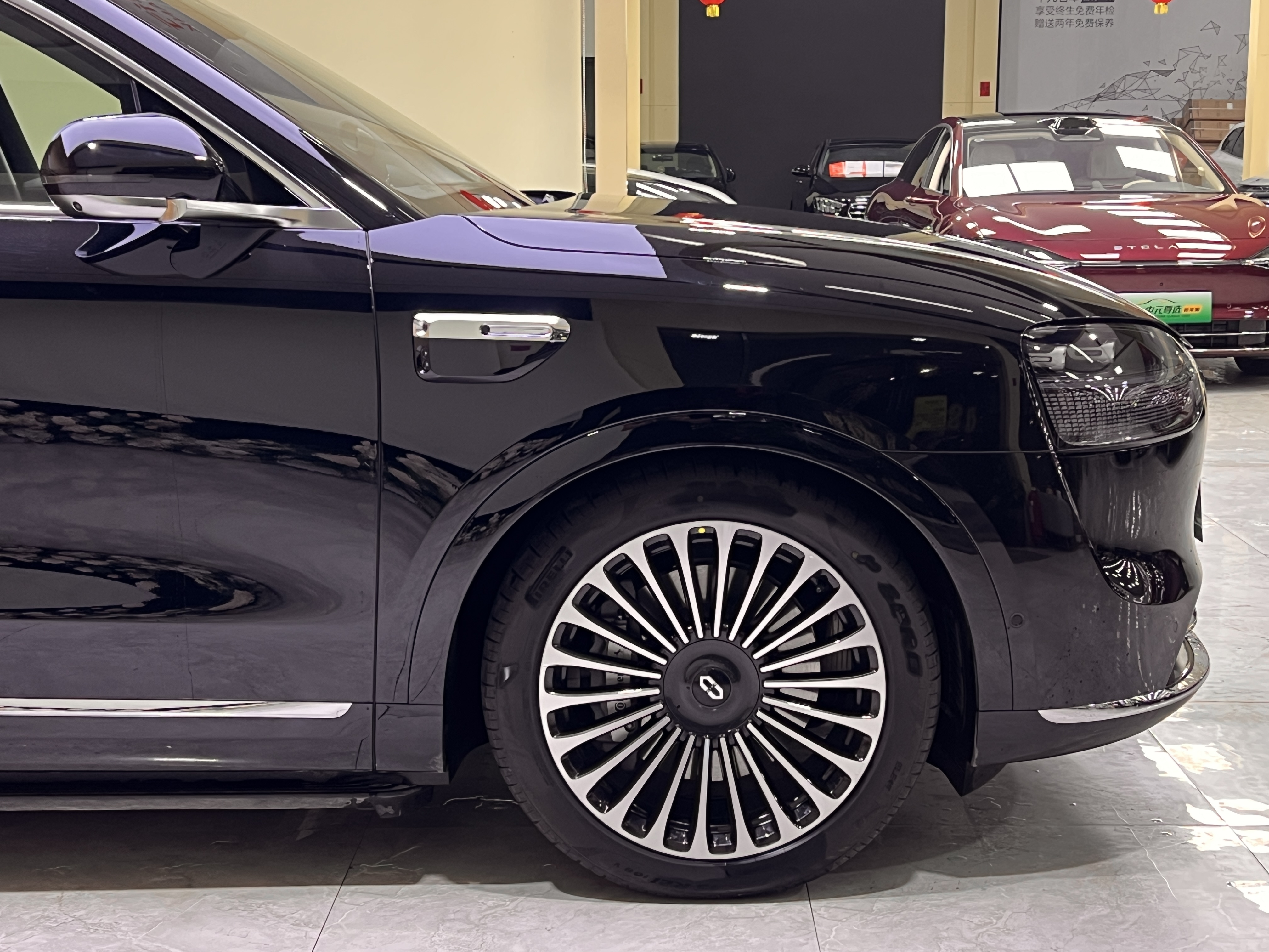 2025 car image #4