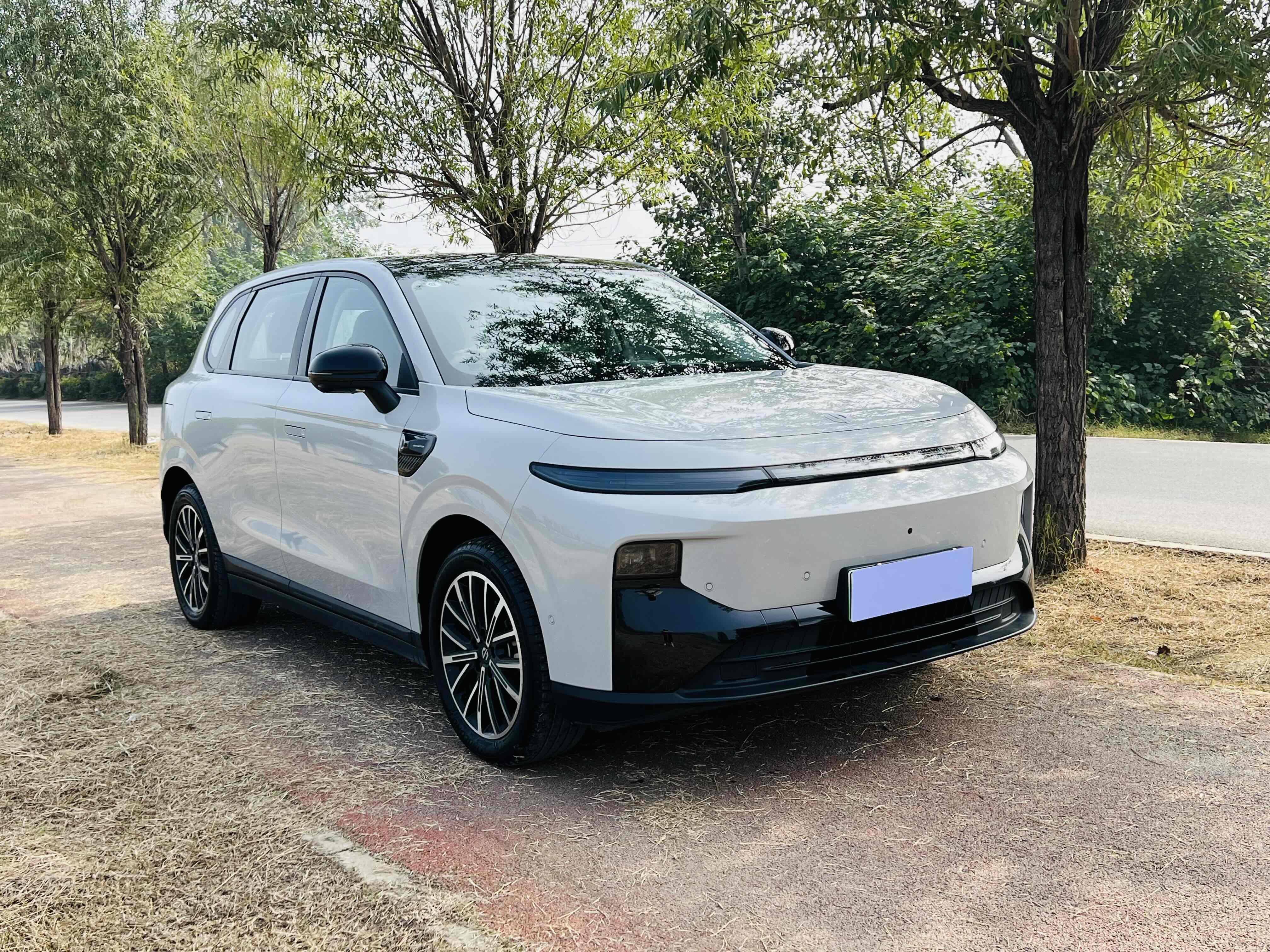 零跑汽车 零跑B10 2025 汽车图片 #4