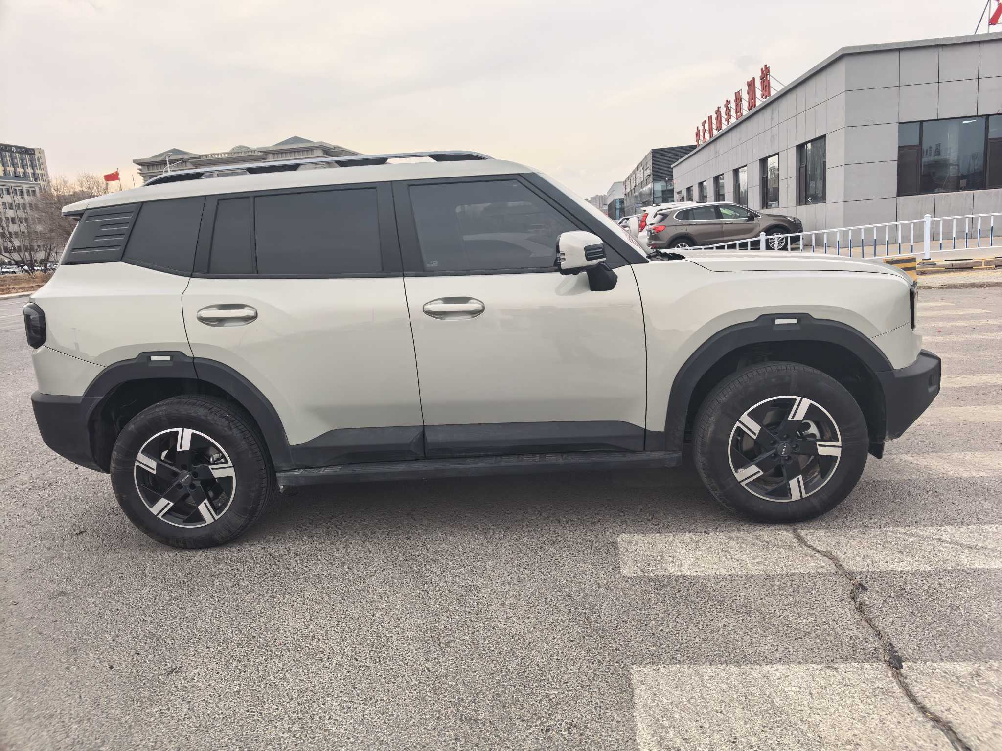 Jetour Freeman 2025 car image #4