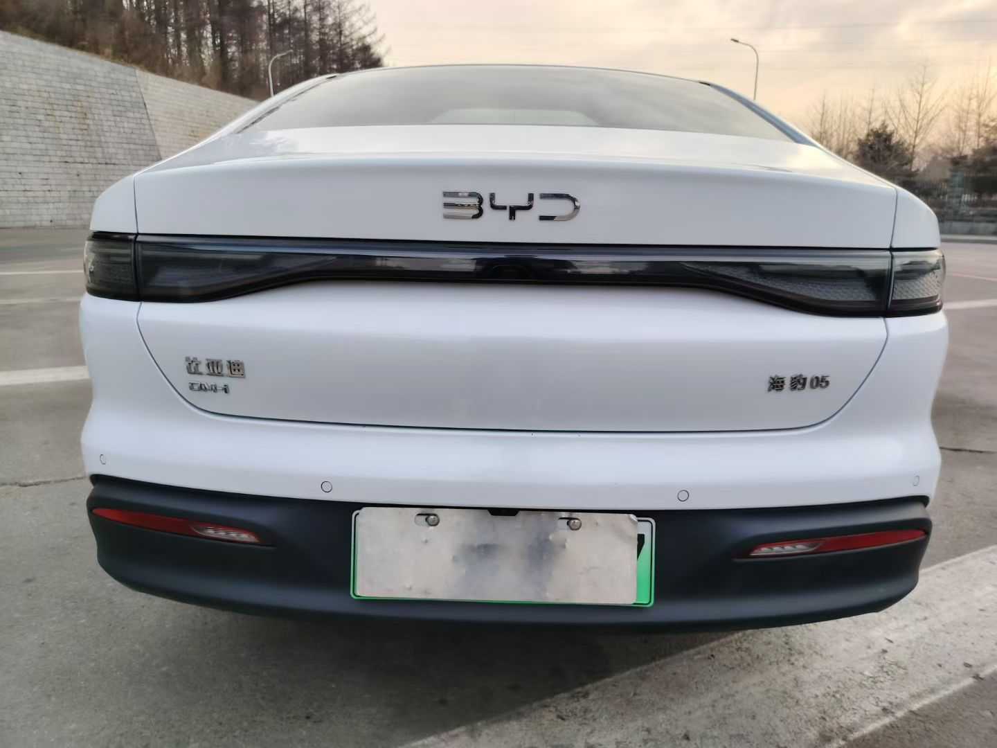 BYD Seal 05 DM-i 2025 car image #4