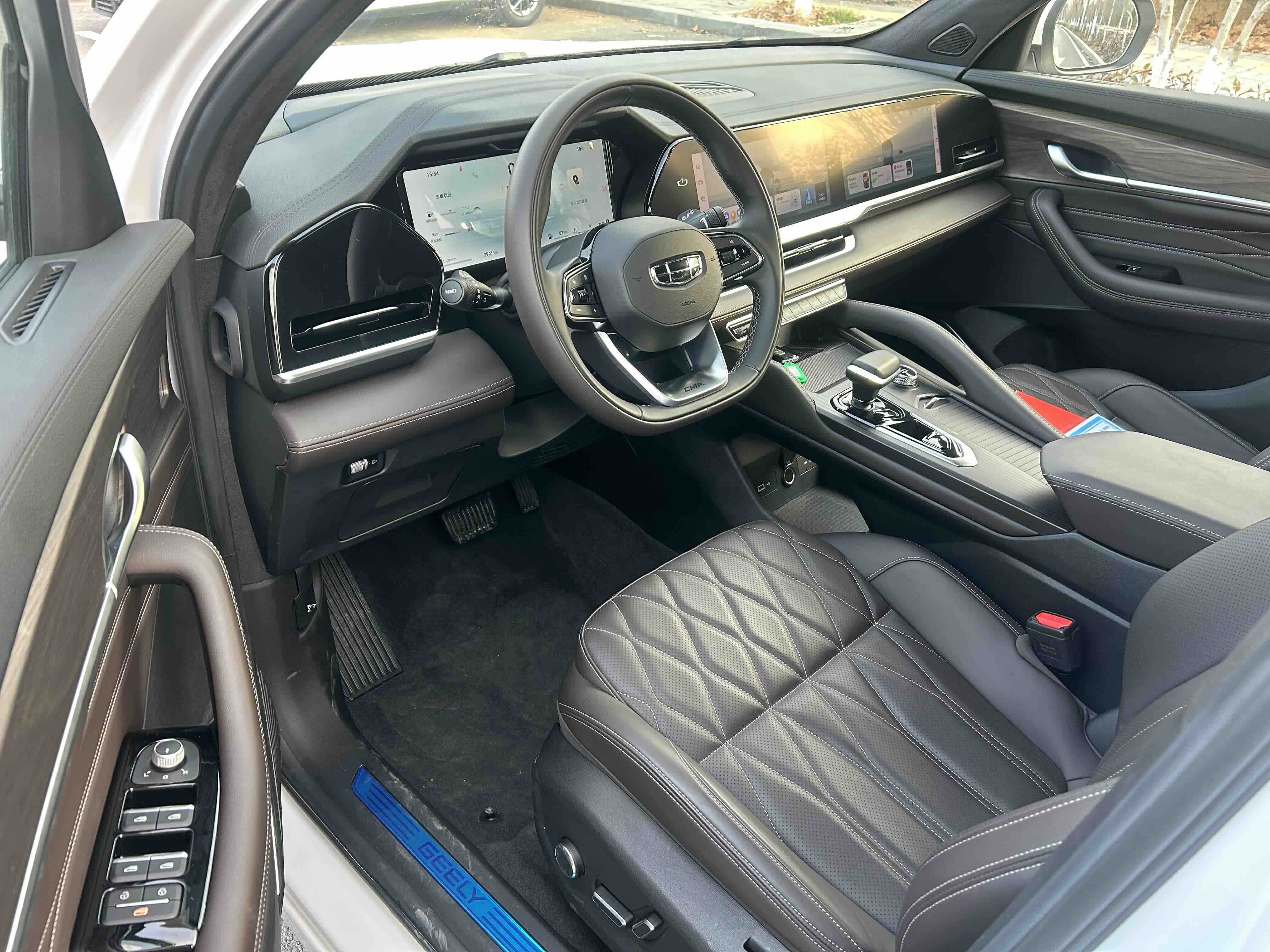 GEELY Monjaro 2025 #4 GEELY Monjaro 2025 car image #4