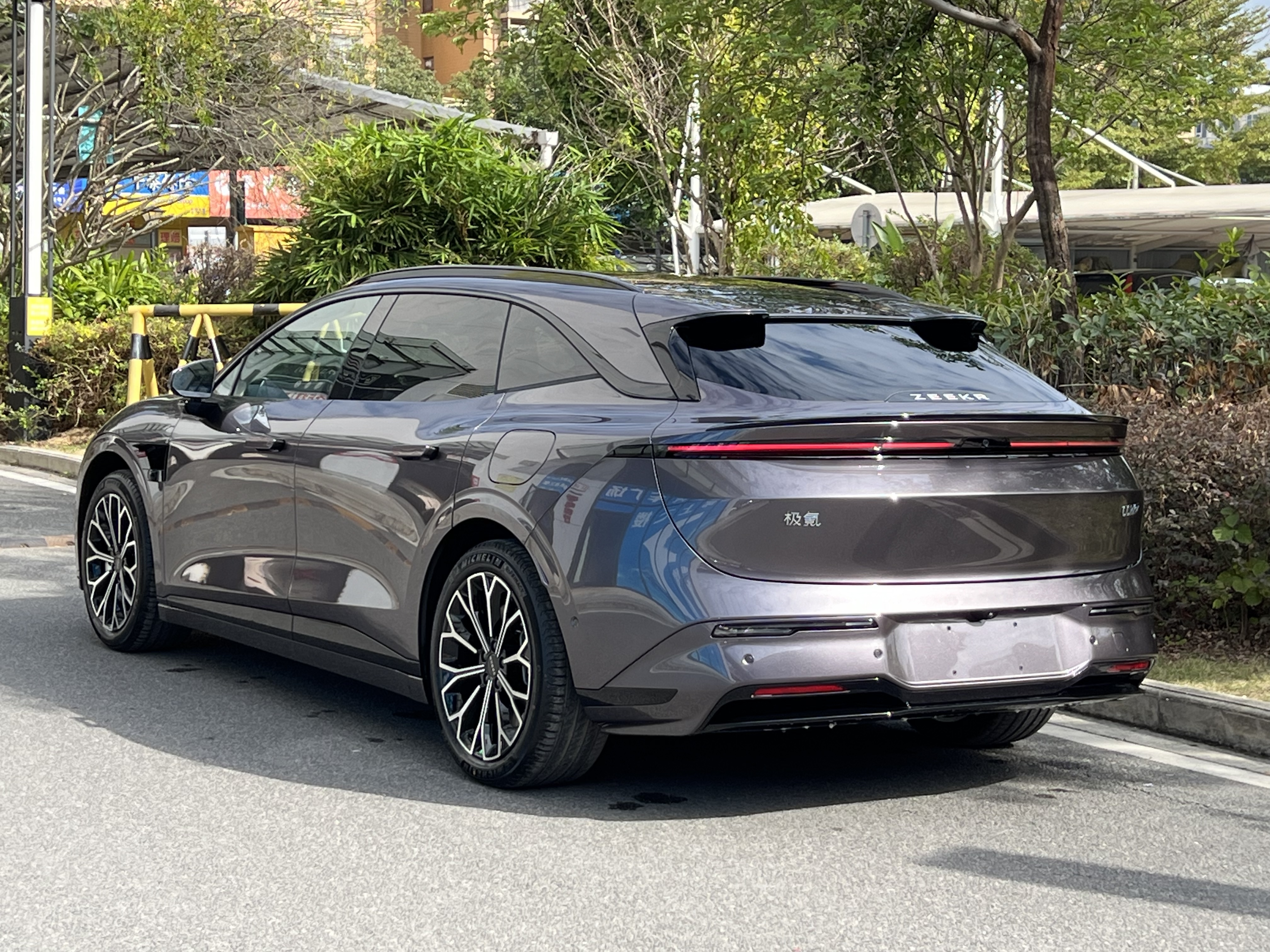 极氪 极氪007GT 2025 汽车图片 #4