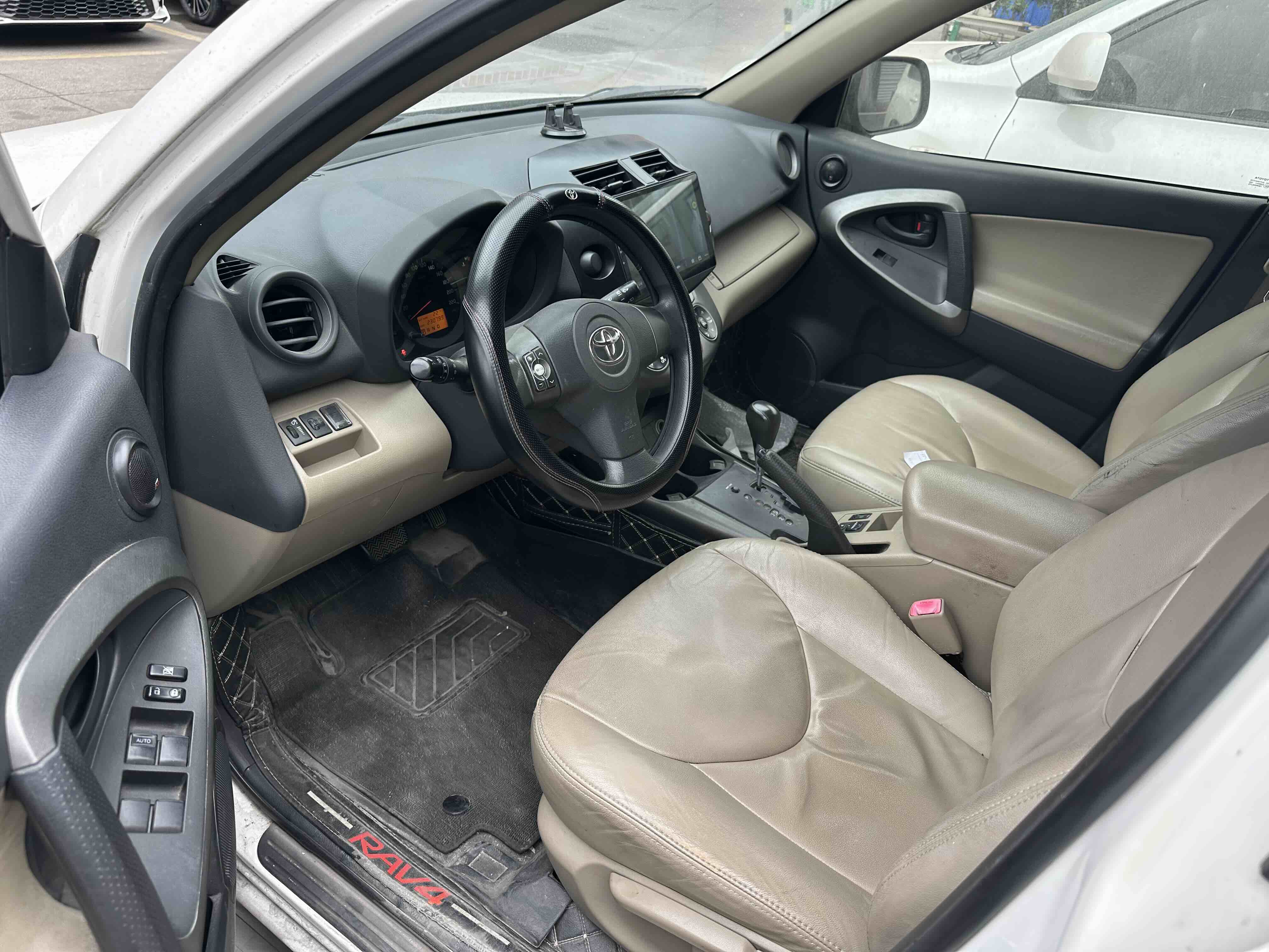 Toyota RAV4 2012 #4 Toyota RAV4 2012 imagem de carro #4