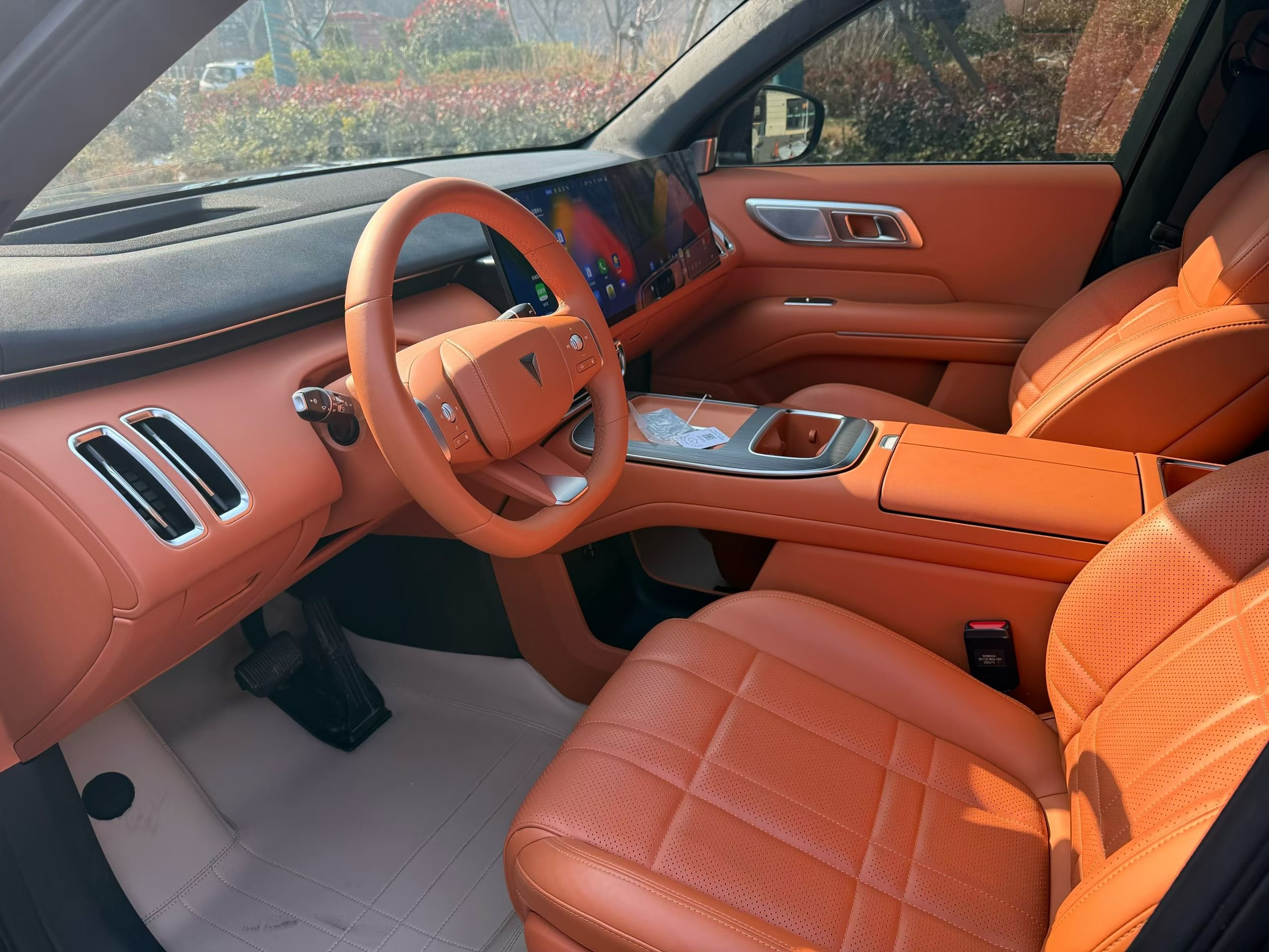 Deepal S09 2025 #4 Deepal S09 2025 car image #4