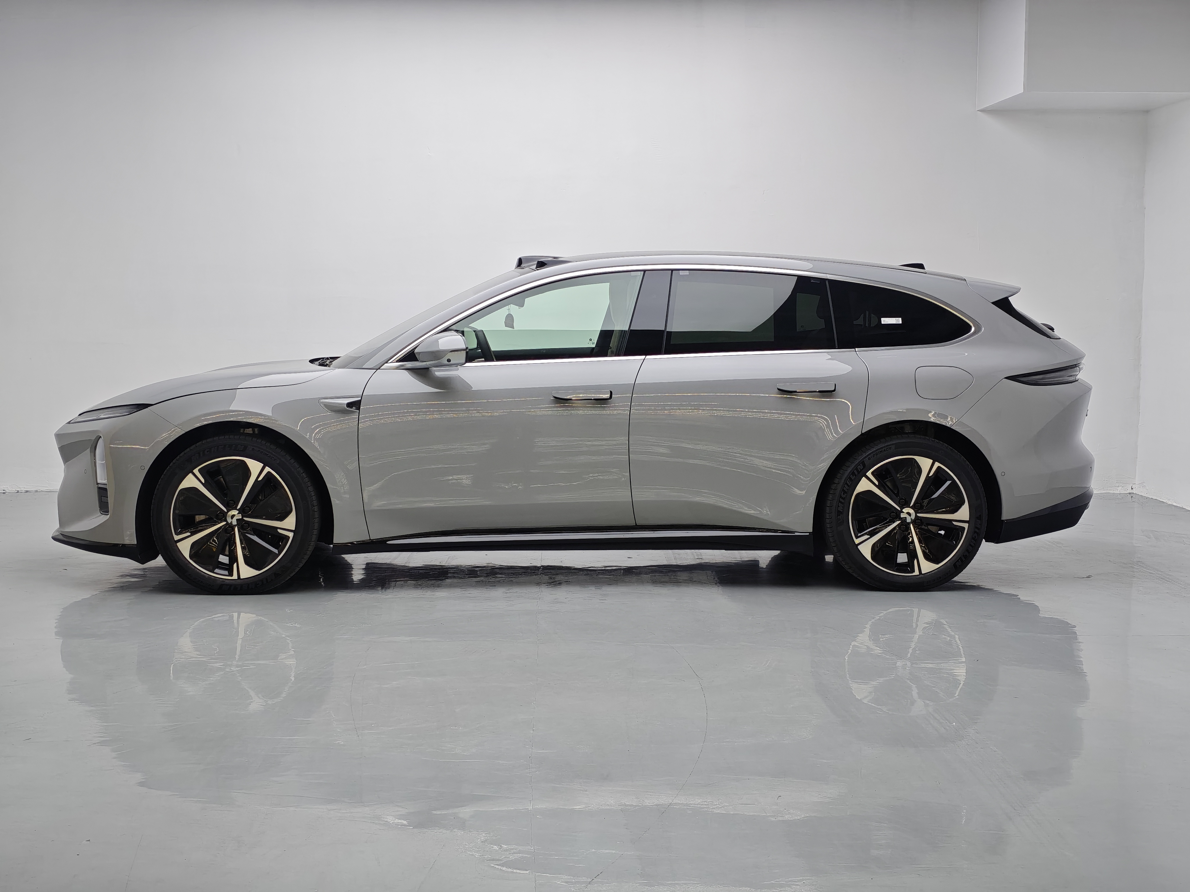 蔚来 蔚来ET5T 2026 汽车图片 #4