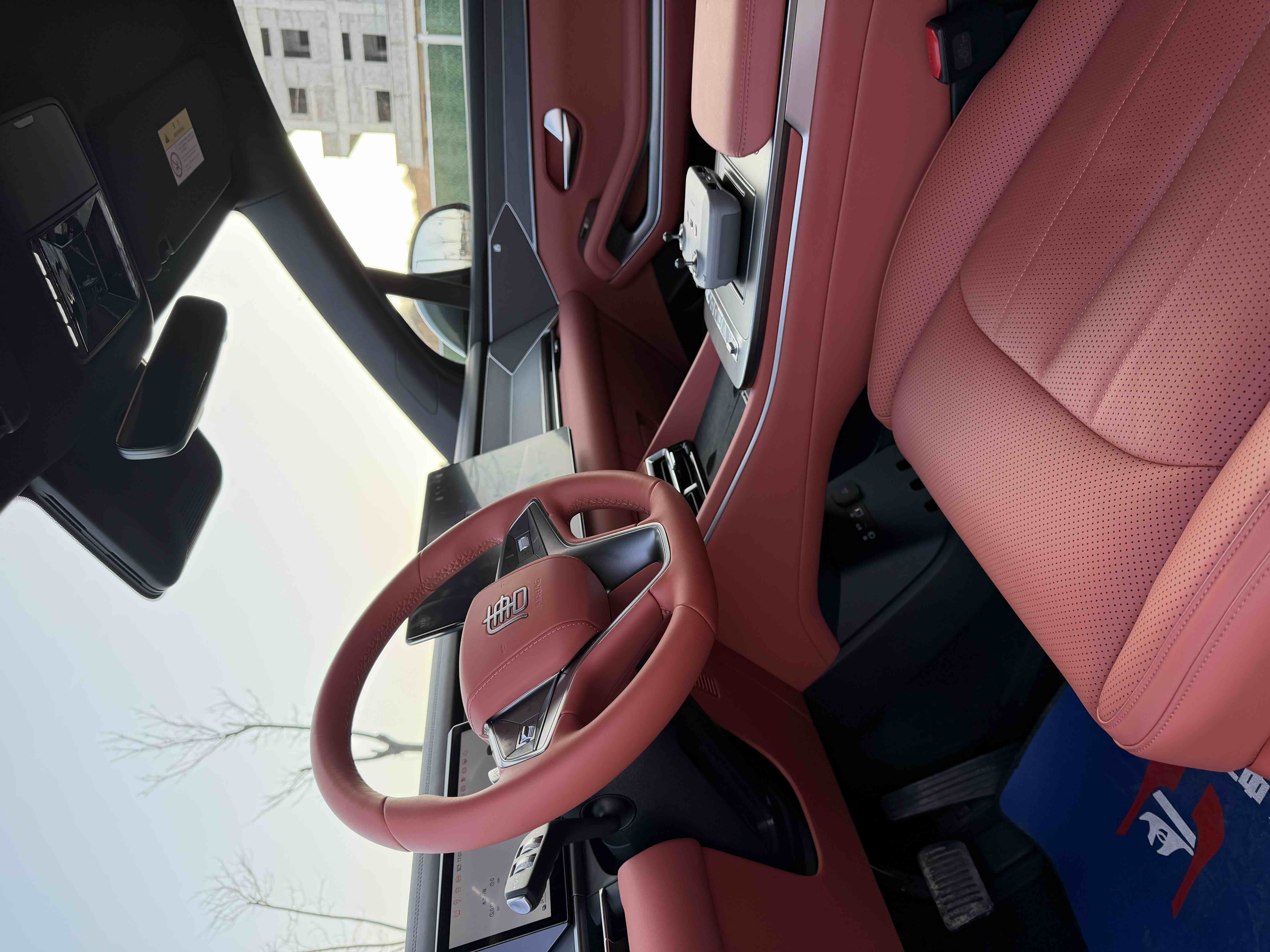 BYD Tang L 2025 immagine di auto #4