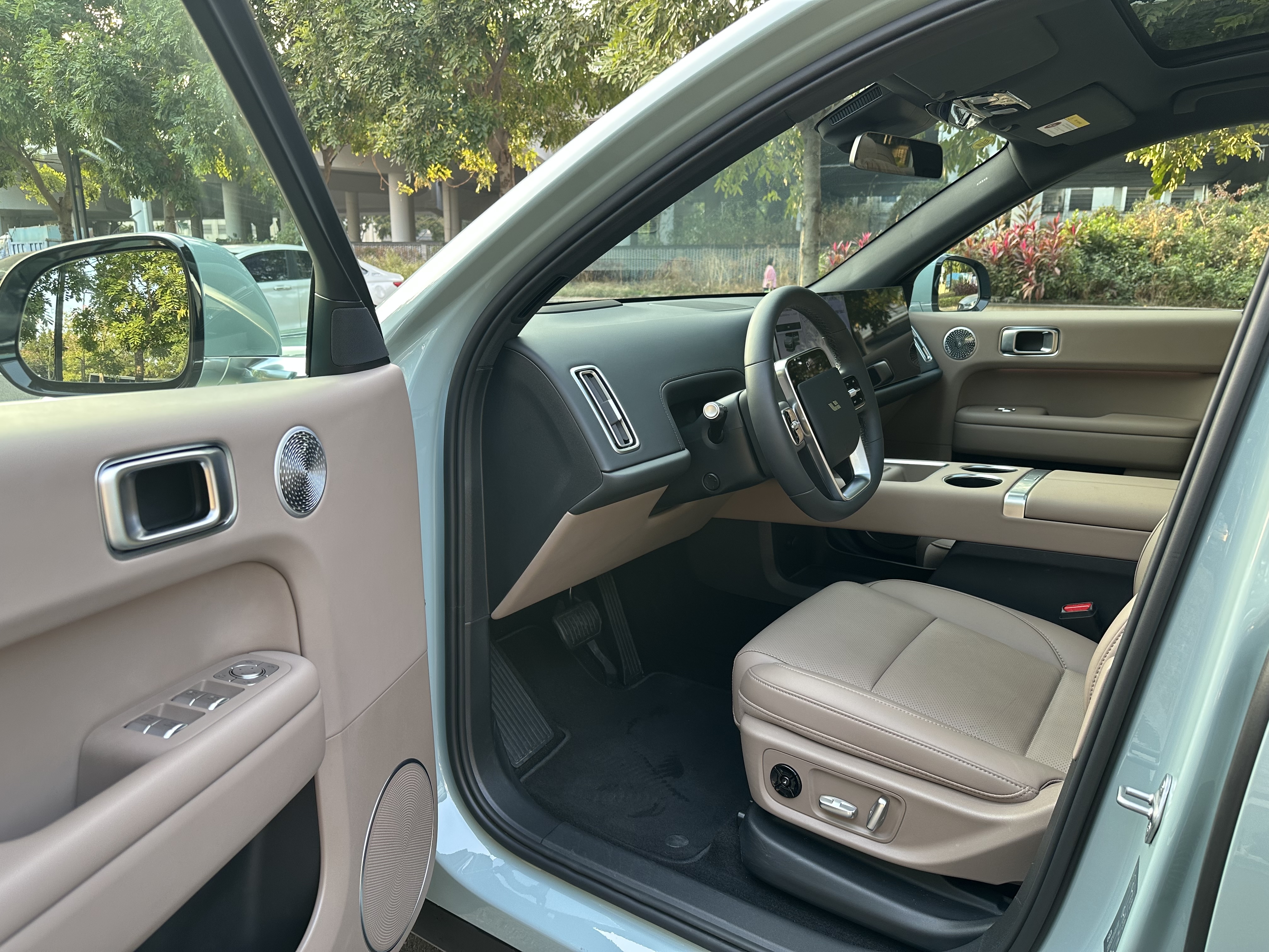 Li L6 2025 imagen de coche #4