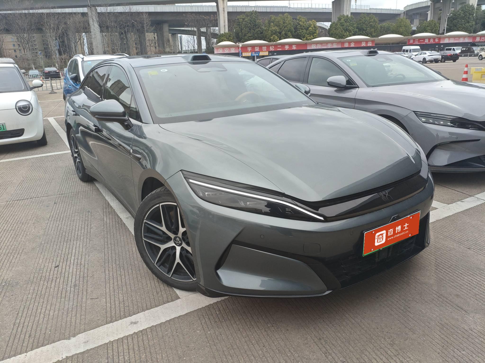 BYD HanL 2025 car image #4