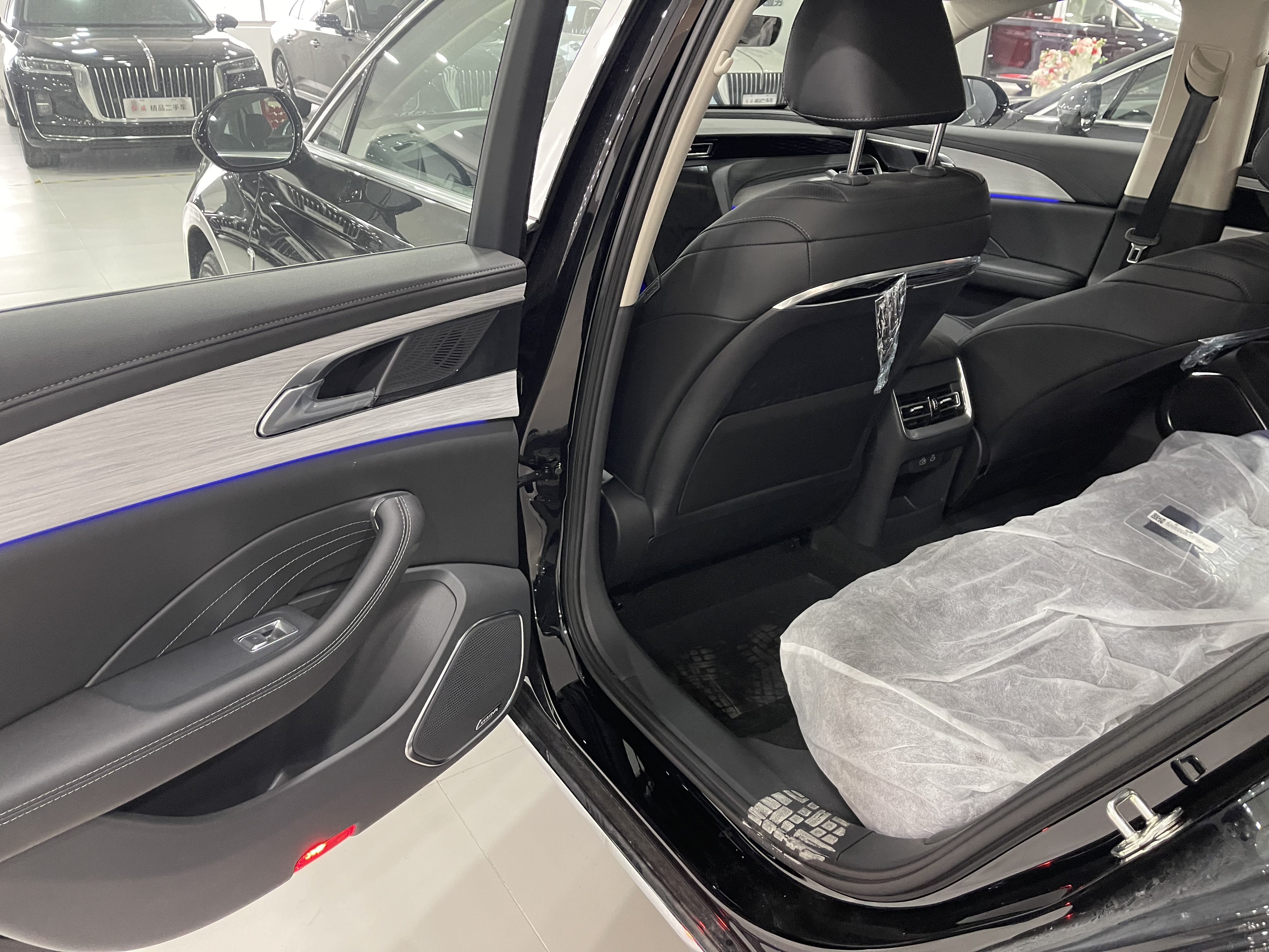 HongQi H5 PHEV 2025 car image #4