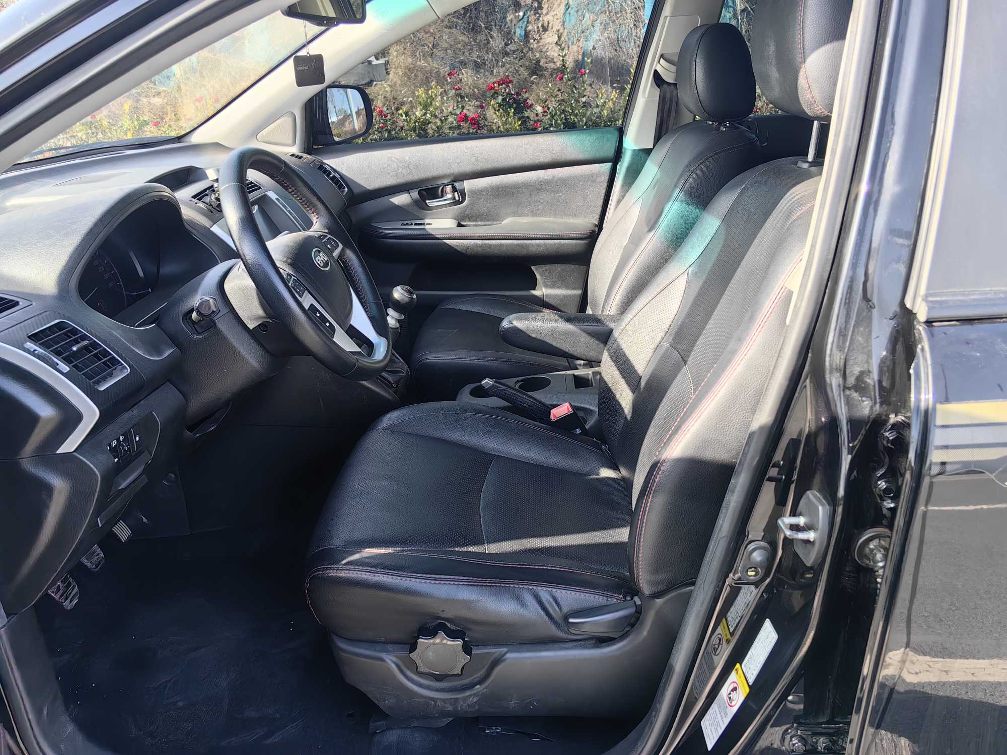 BYD S6 2015 car image #4