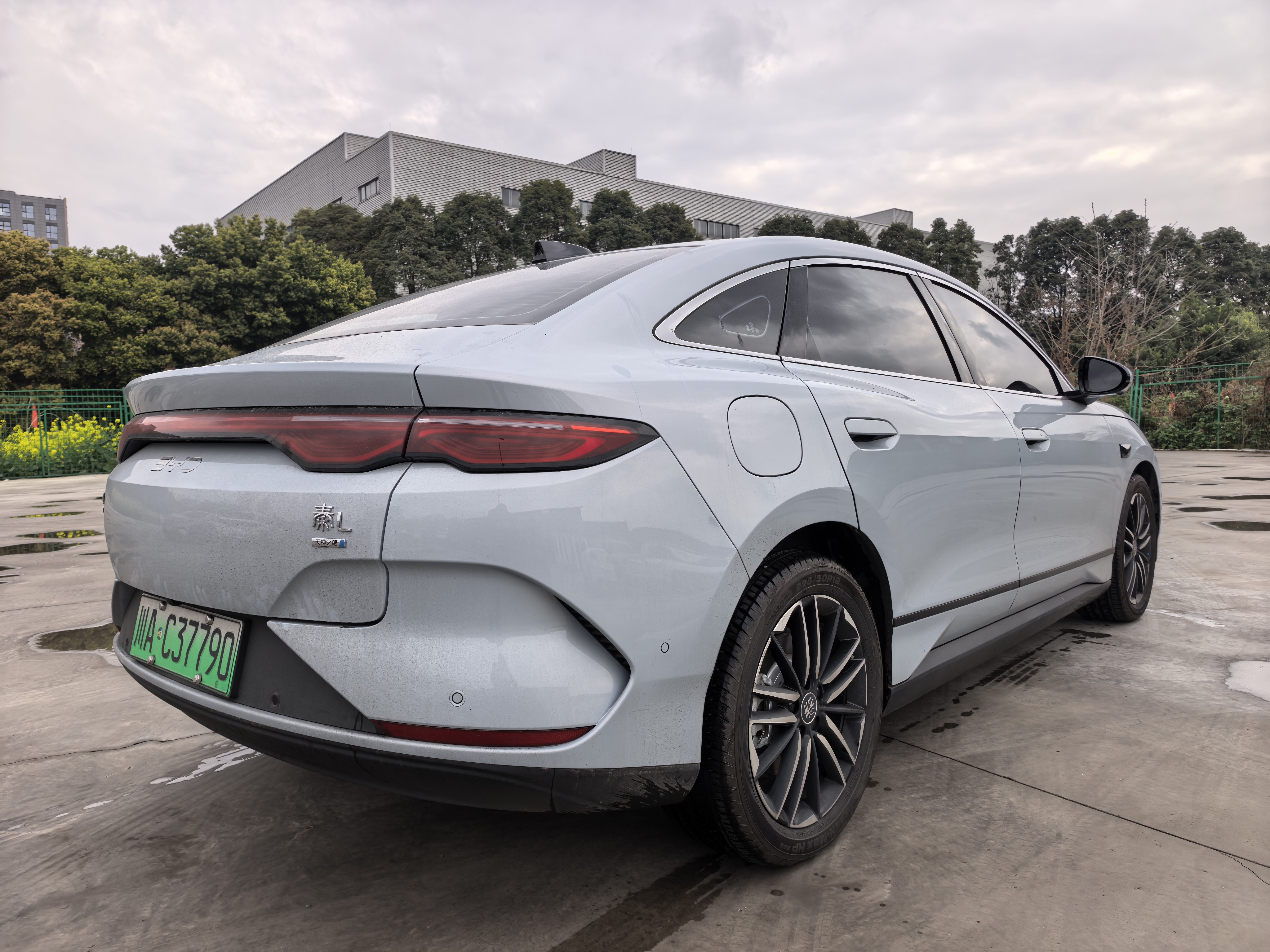 BYD Qin L 2025 car image #4