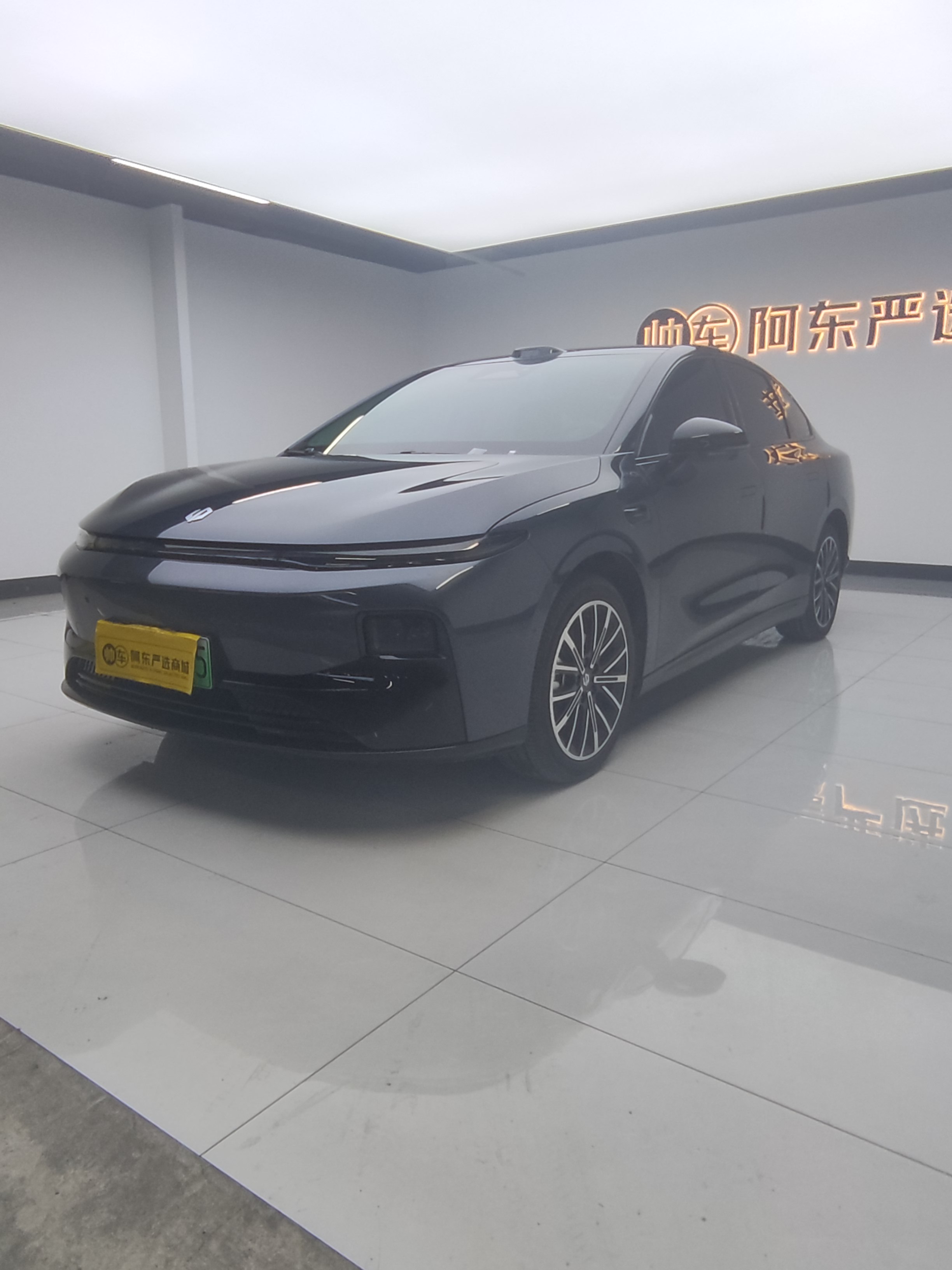 零跑汽车 零跑B01 2025 汽车图片 #4