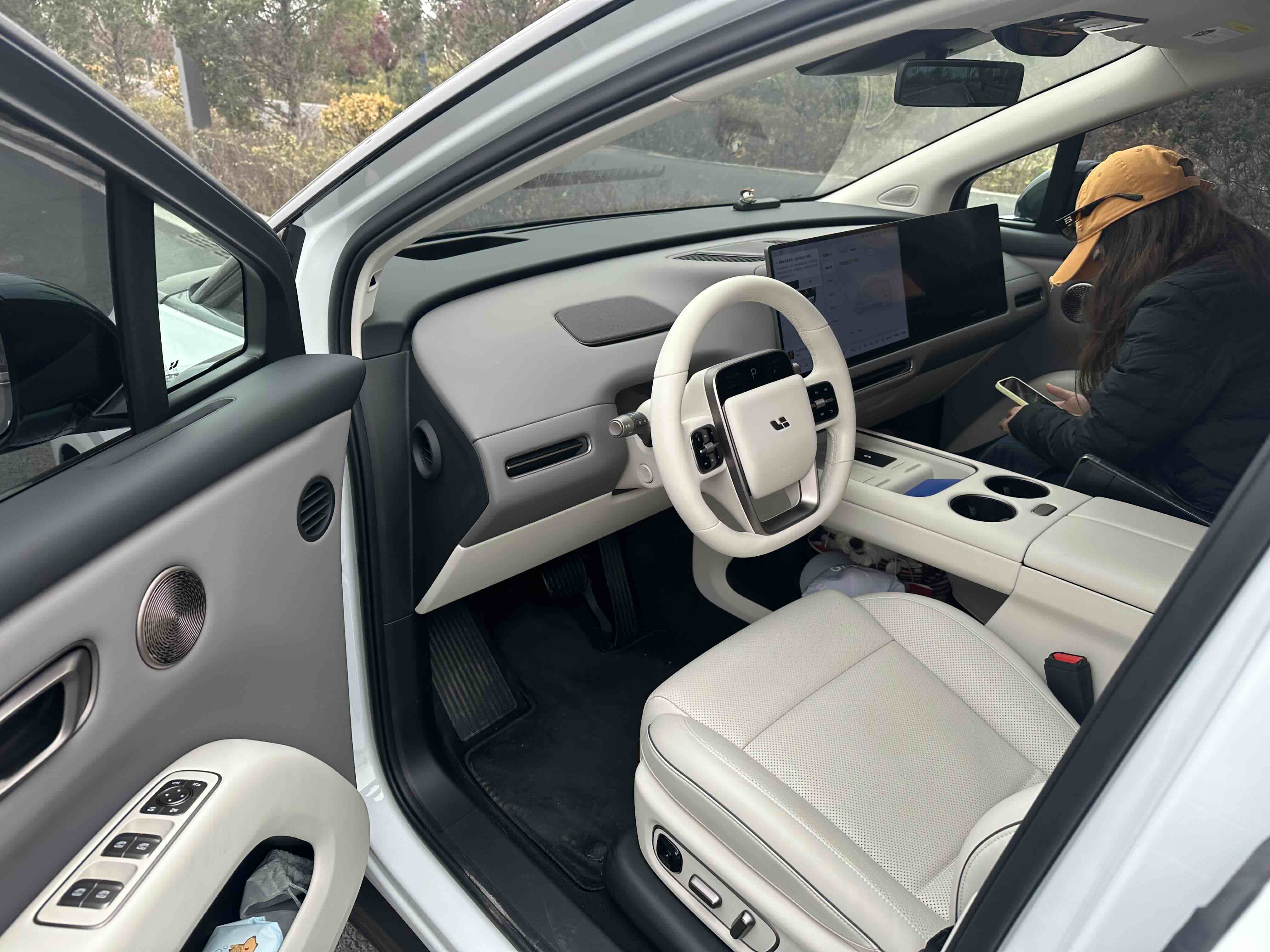 理想汽车 理想i6 2025 汽车图片 #4