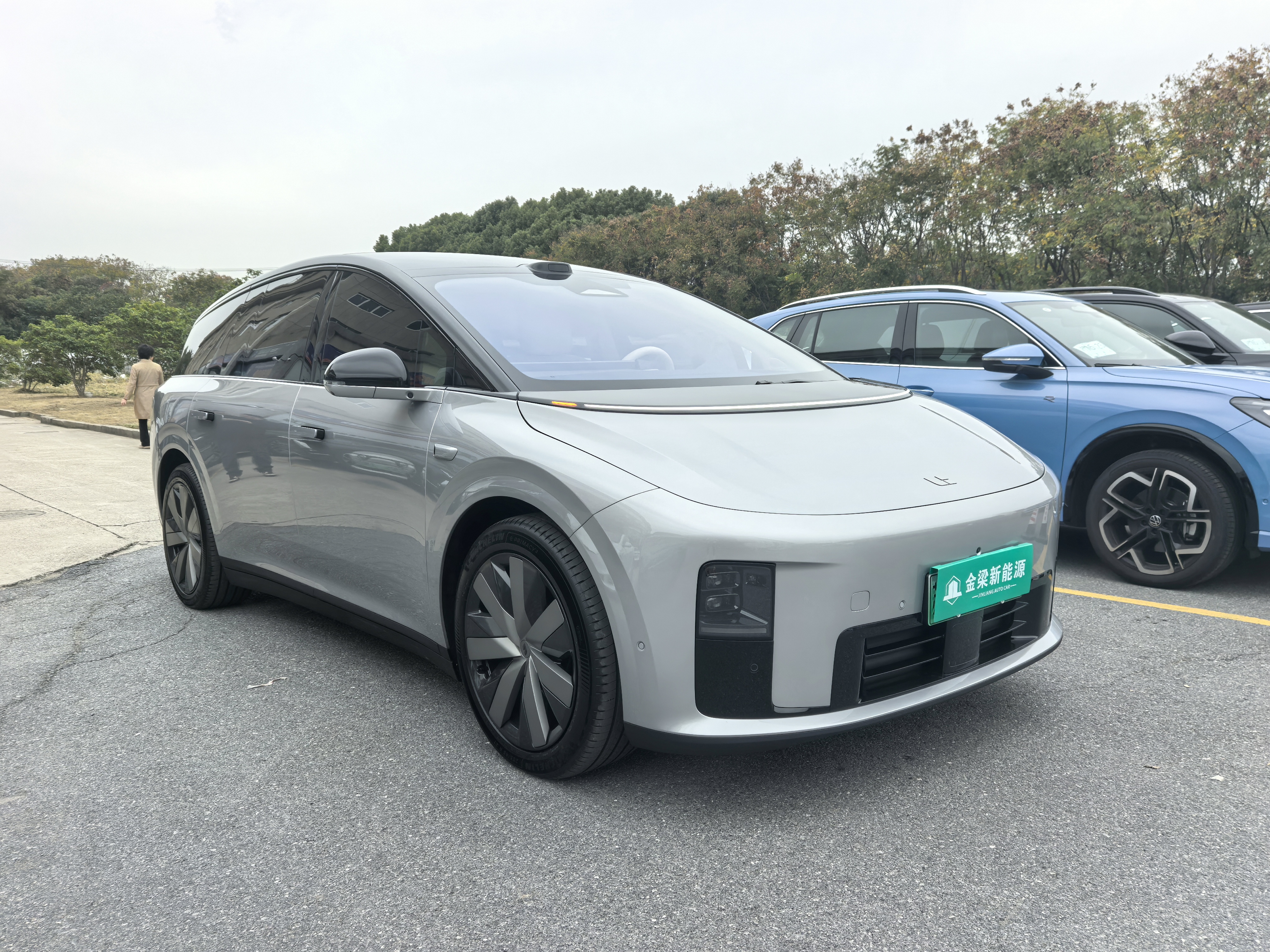 理想汽车 理想i6 2025 汽车图片 #4