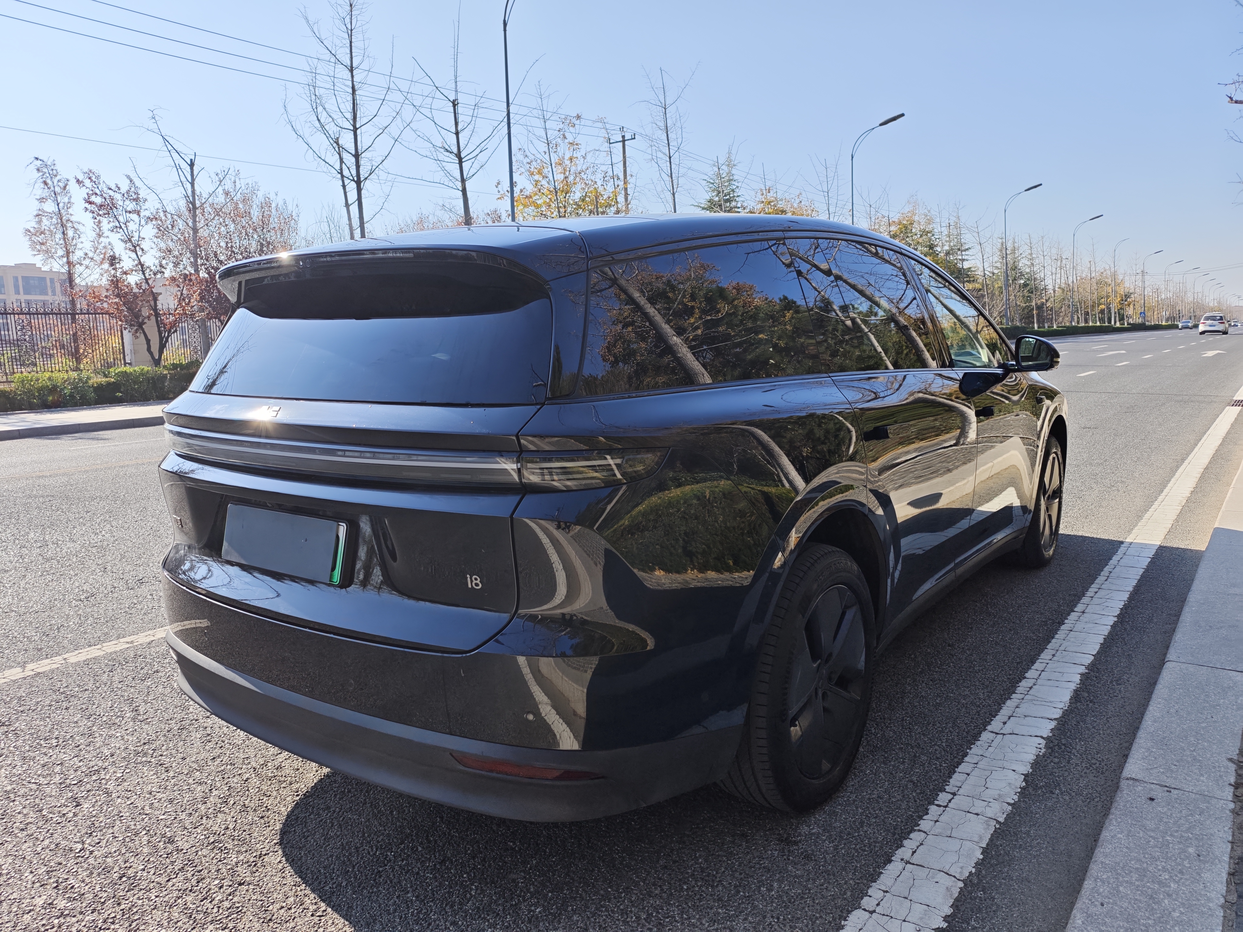 理想汽车 理想i6 2025 汽车图片 #4