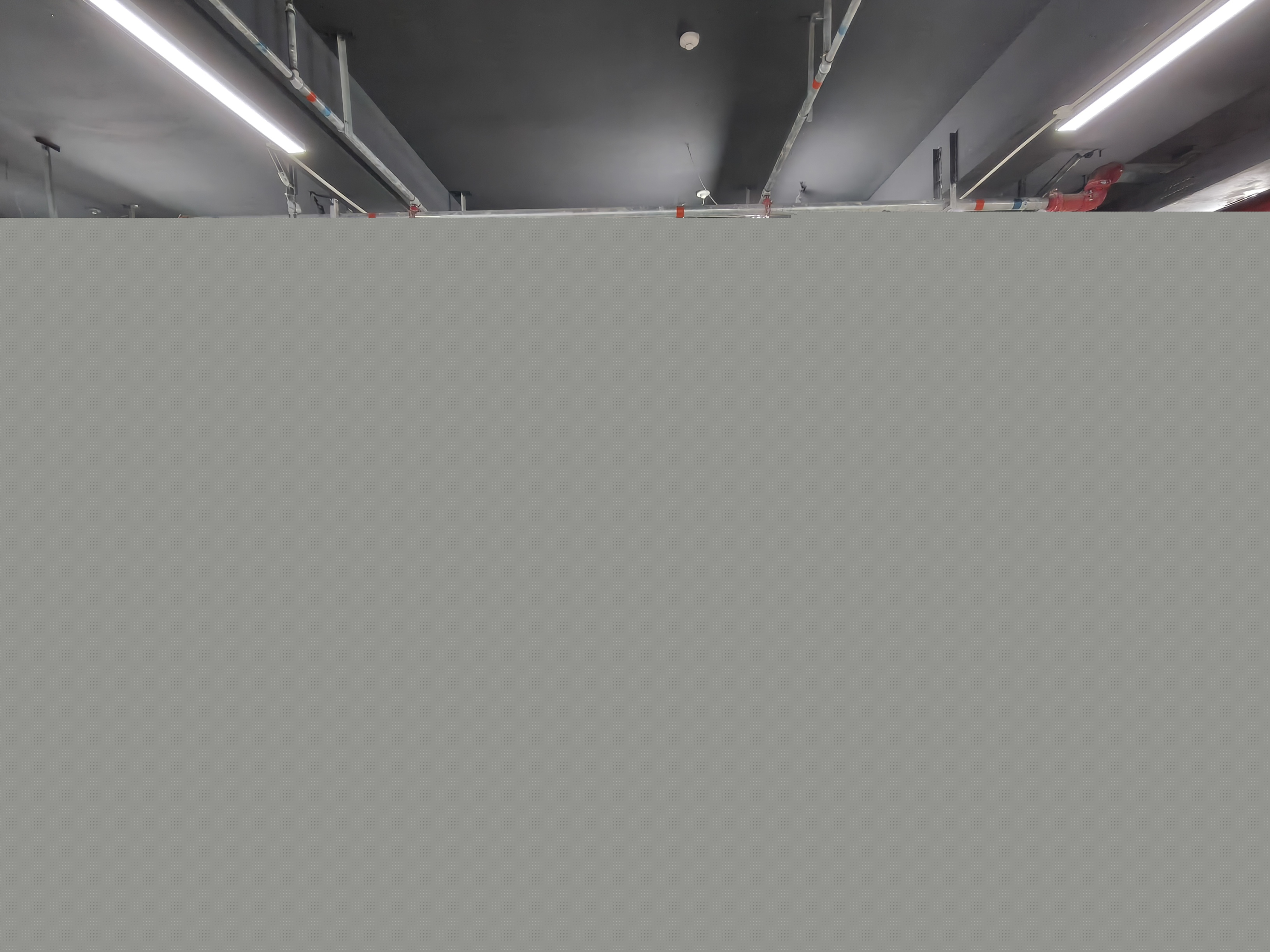 Lynk & Co 10 EM-P 2025 car image #4