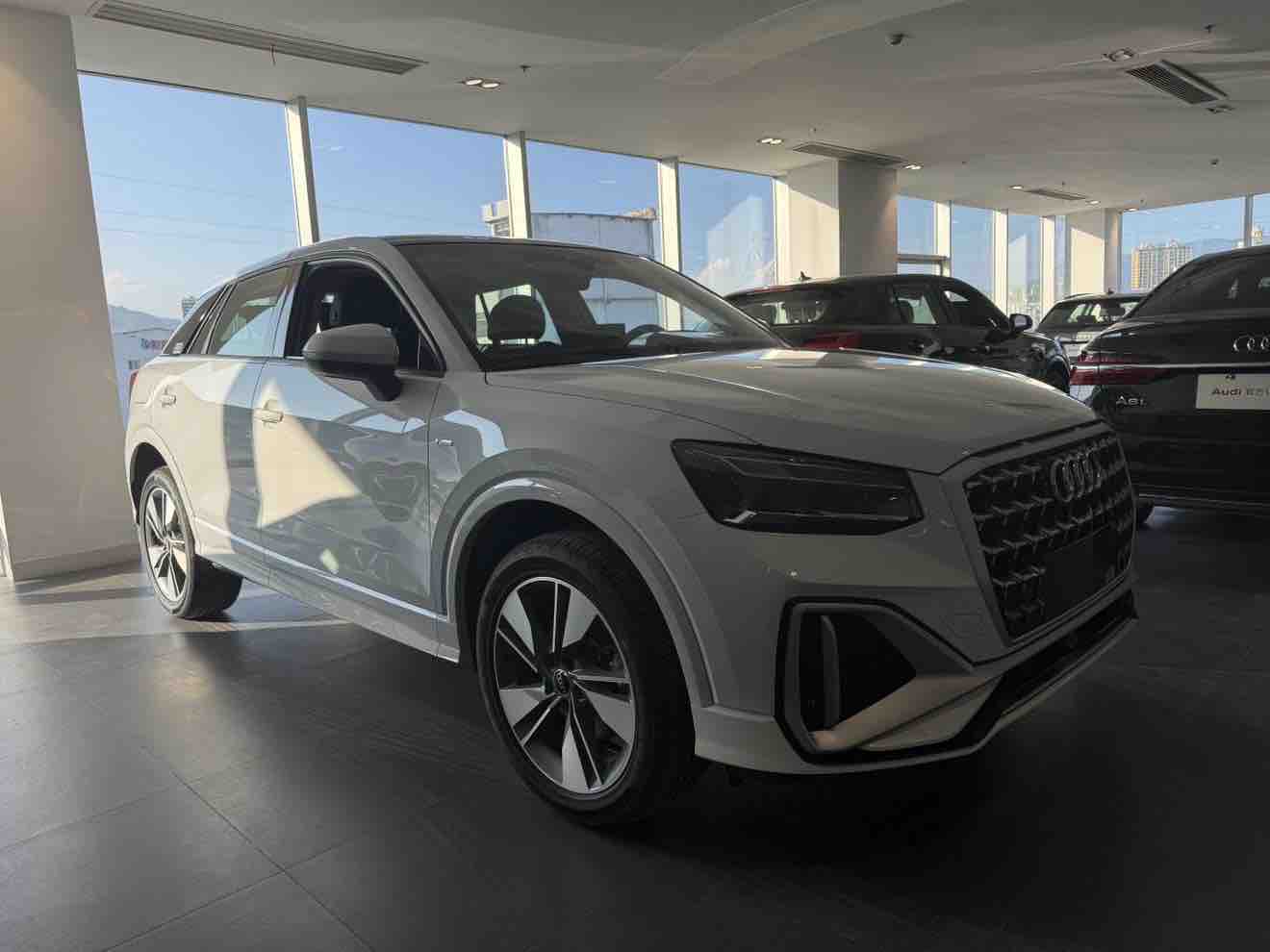 Q2L 2025 #4 Q2L 2025 car image #4