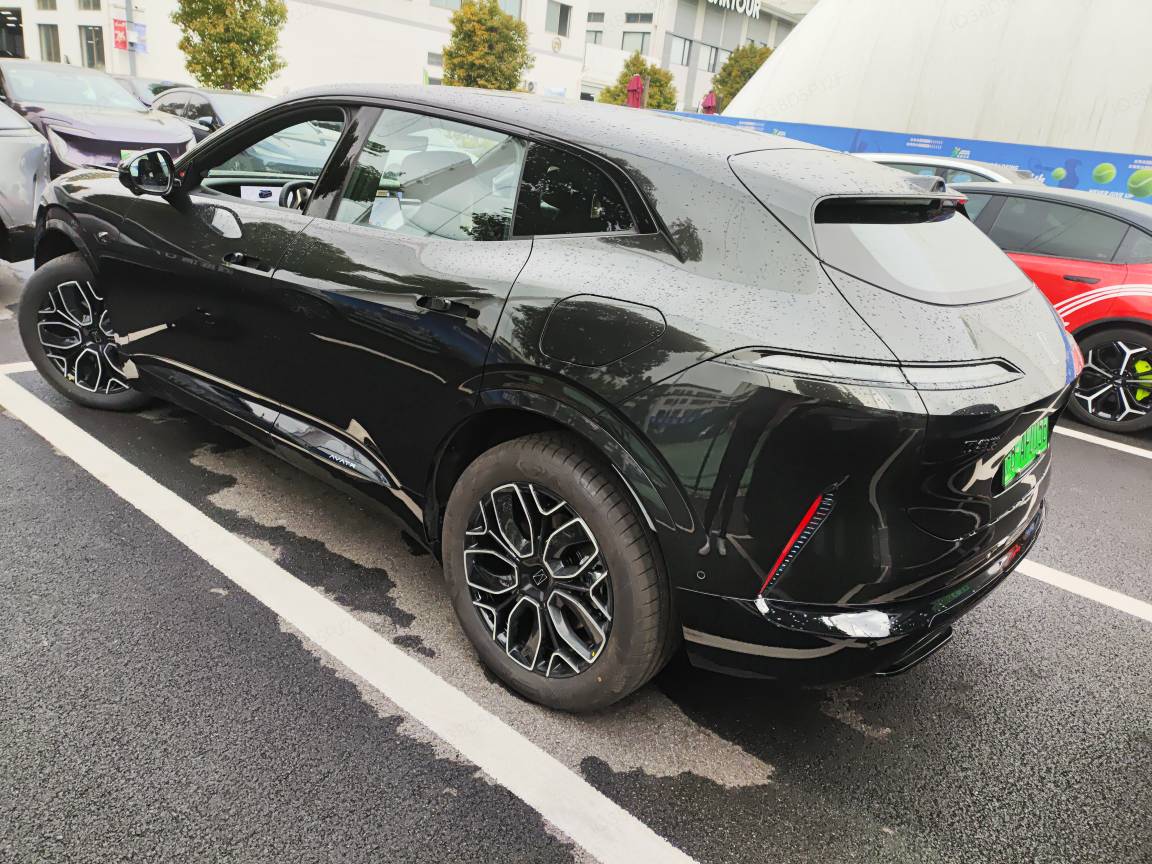 Avatr 07 2025 #4 Avatr 07 2025 صورة سيارة #4