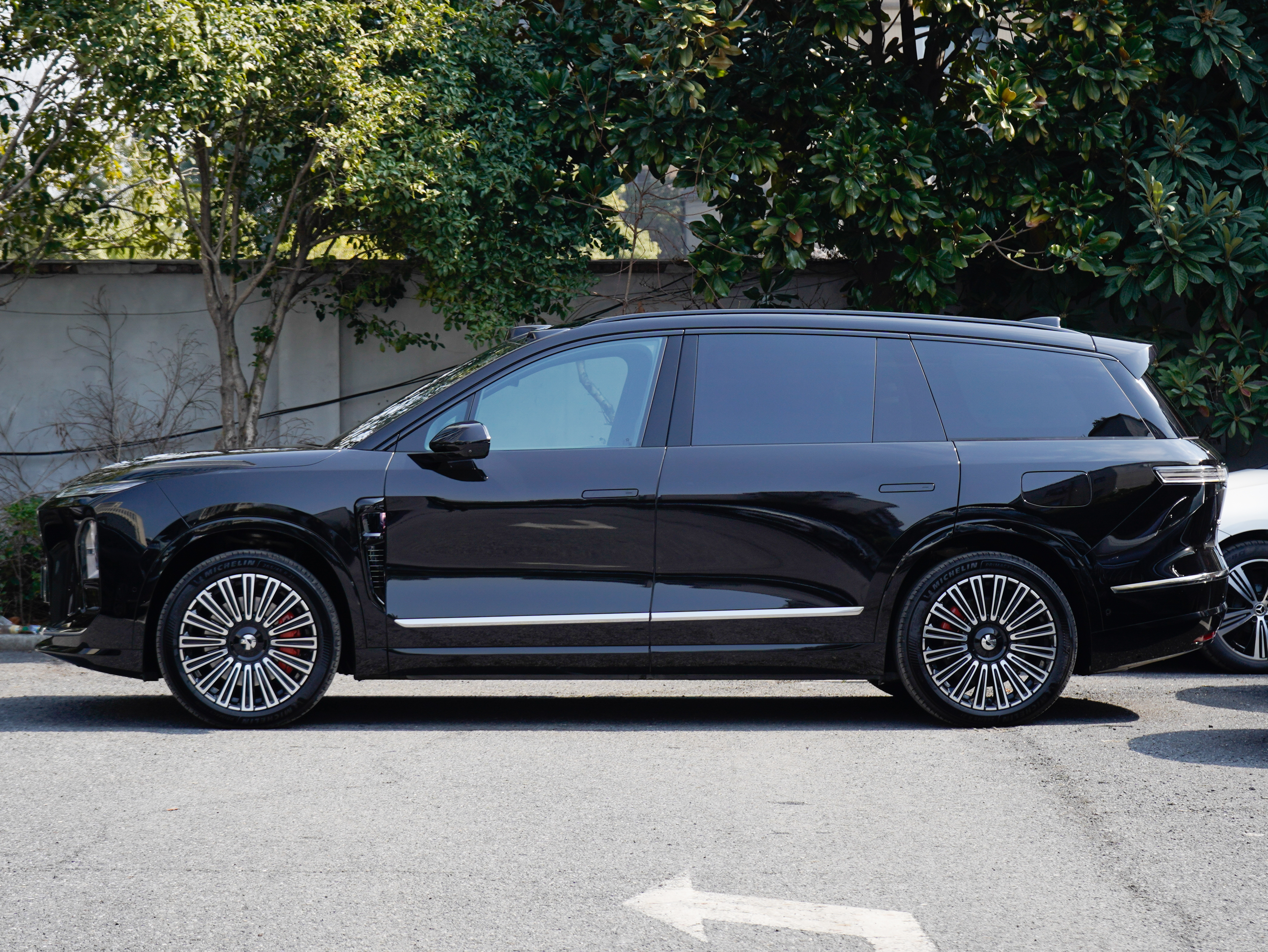 蔚来 蔚来ES8 2025 汽车图片 #4