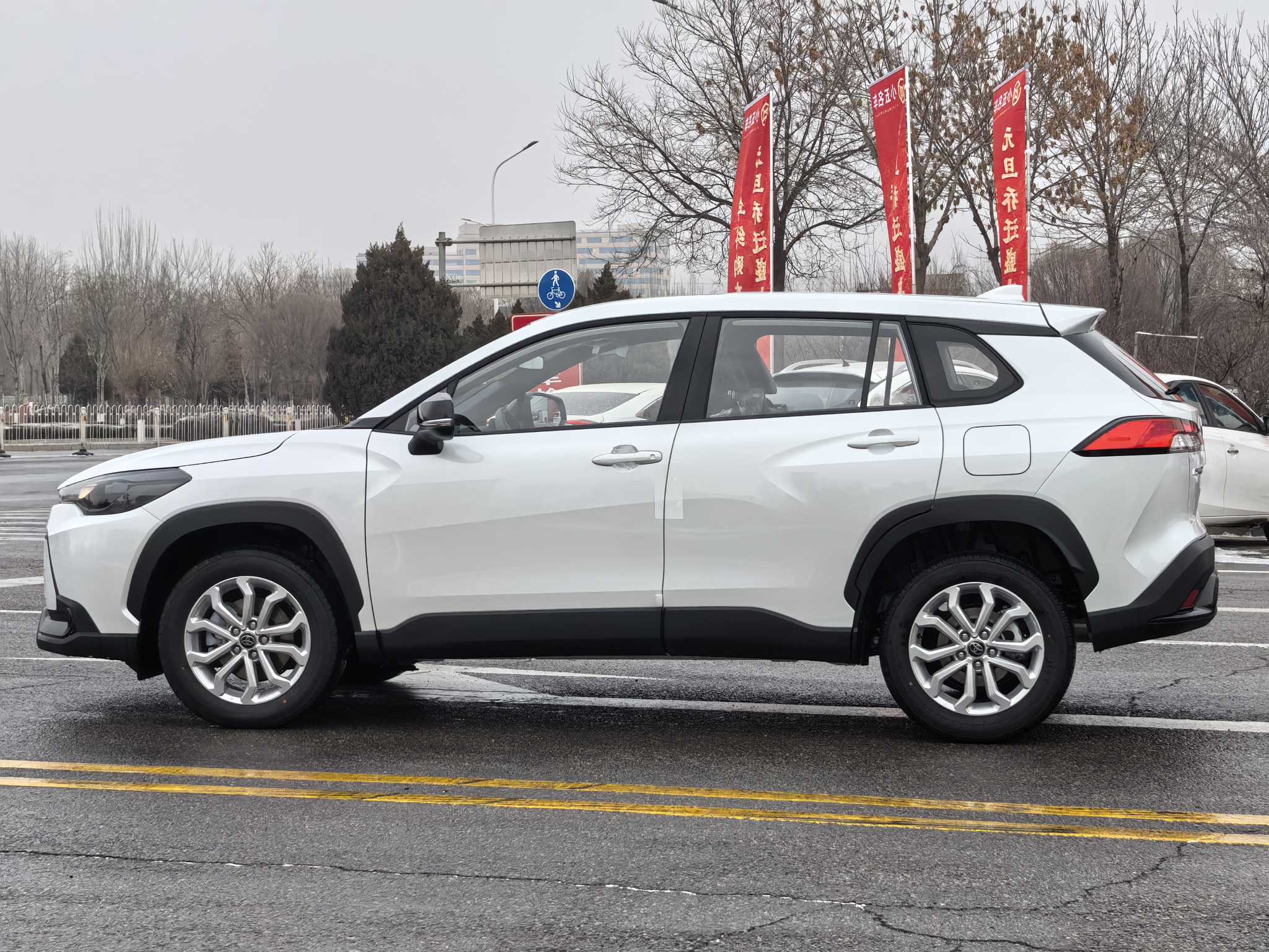 Toyota Frontlander 2025 #4 Toyota Frontlander 2025 immagine di auto #4