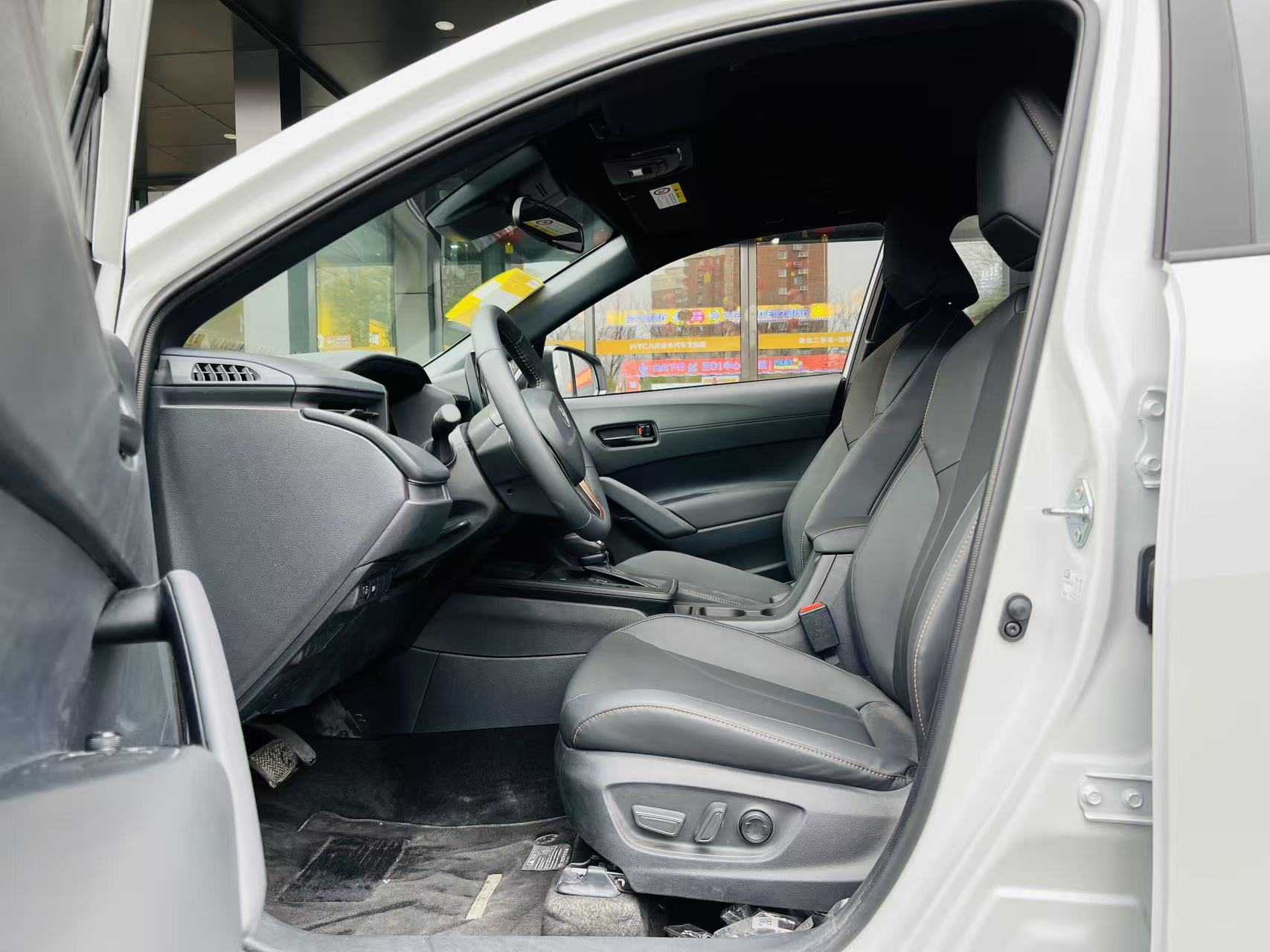 丰田 锋兰达 2025 汽车图片 #4