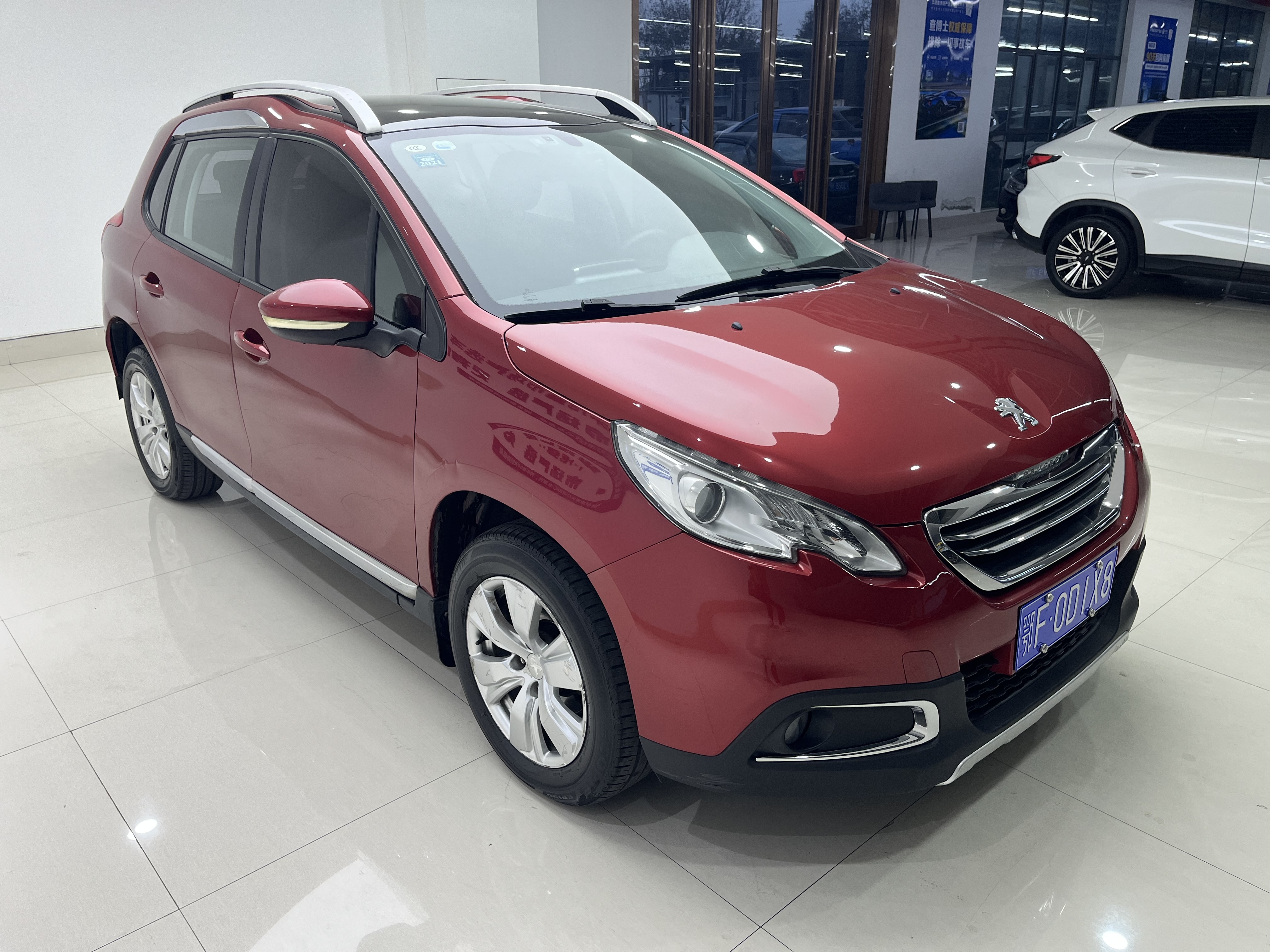 Peugeot 2008 2015 car image #4