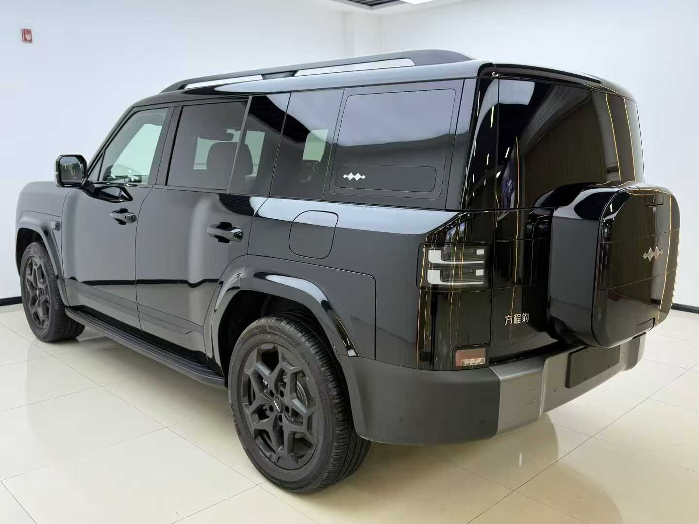 FangChengBao Tiger 7 2026 car image #4