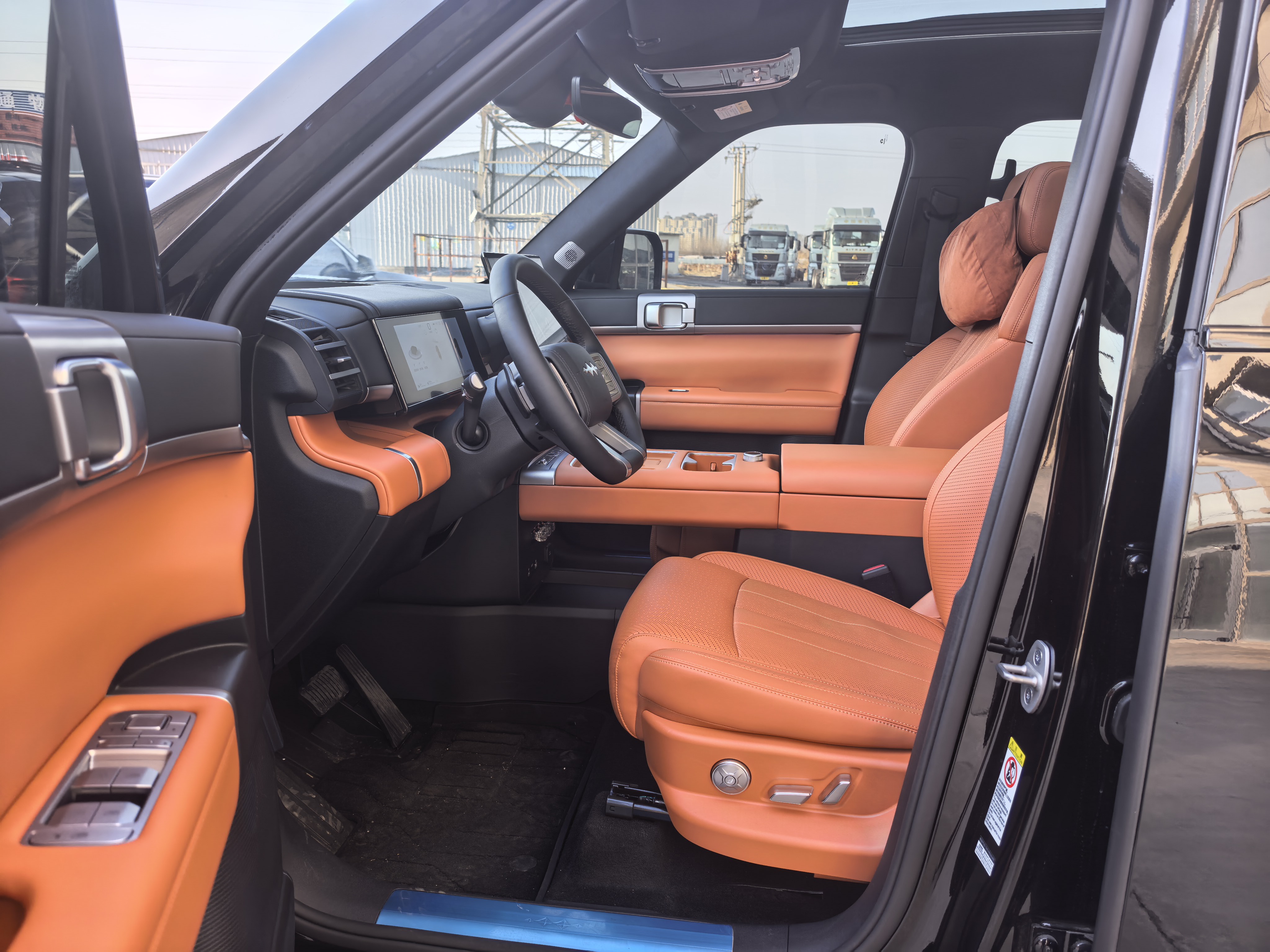 FangChengBao Tiger 7 2025 car image #4