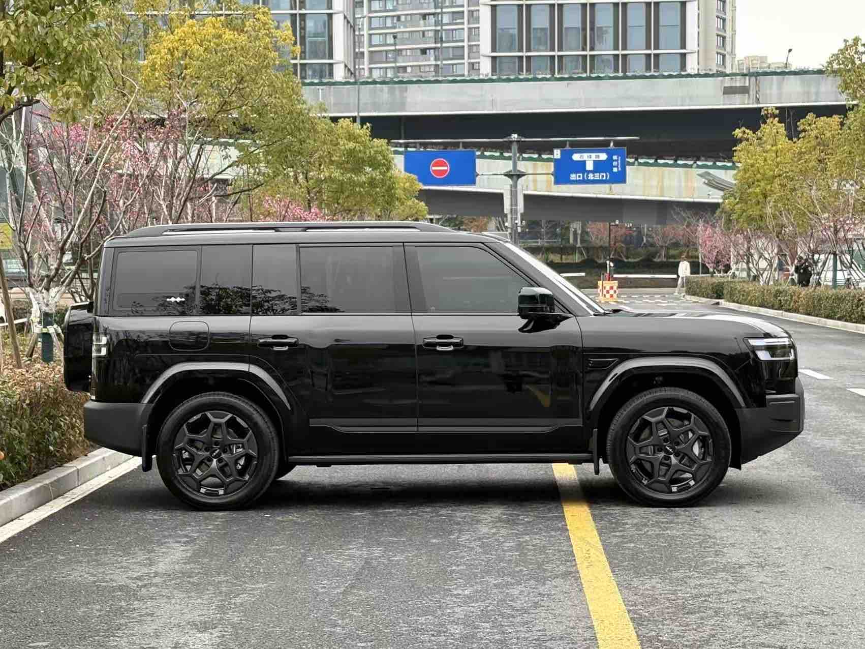 FangChengBao Tiger 7 2025 #4 FangChengBao Tiger 7 2025 car image #4