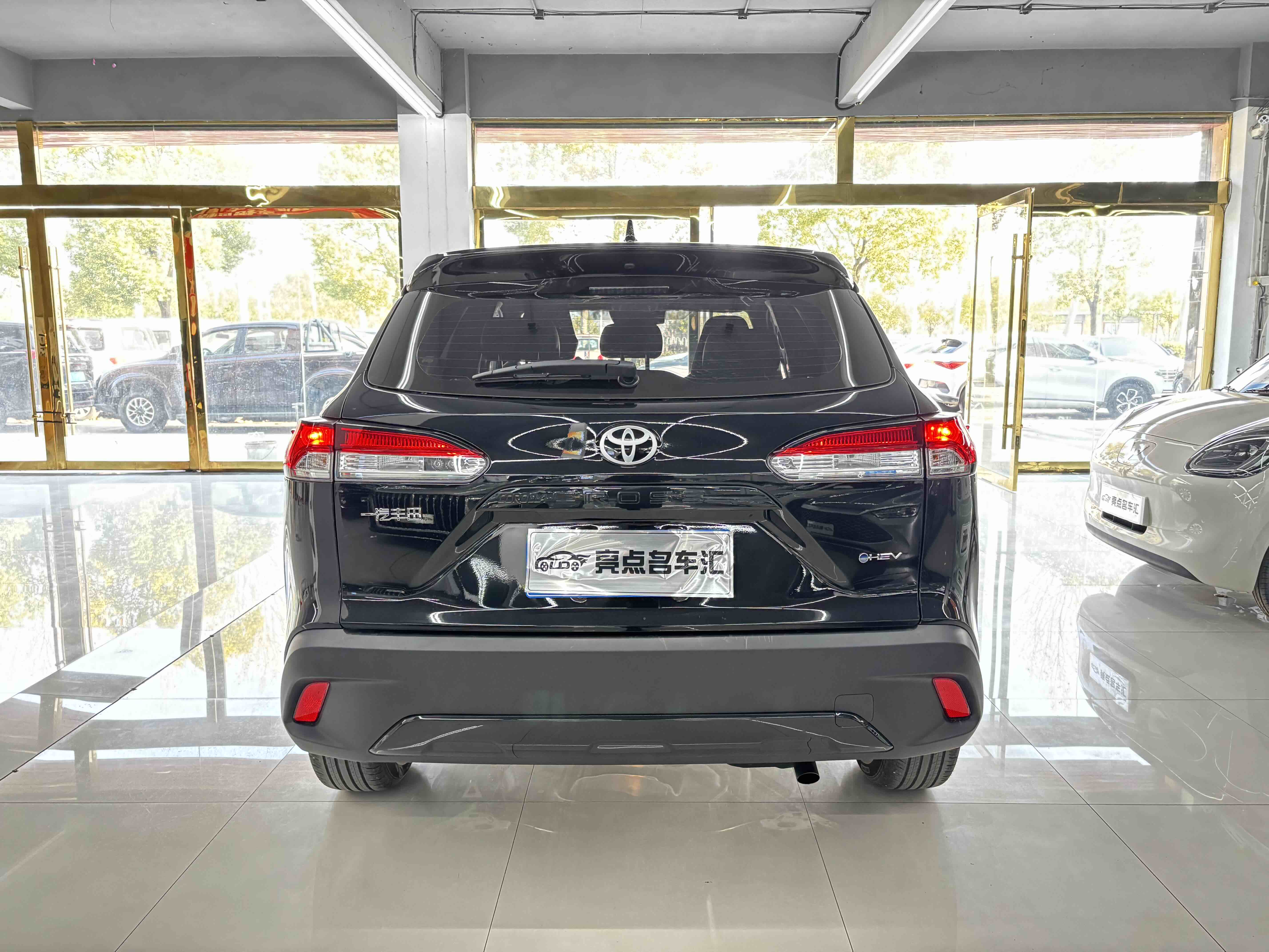 Corolla Cross 2025 car image #4