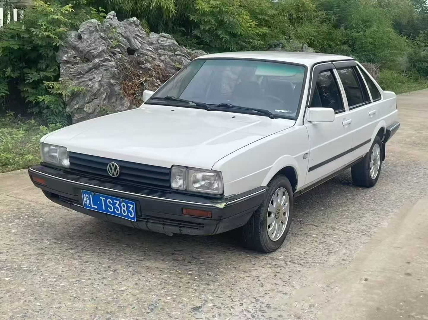 Volkswagen Santana Classic 2009 изображение автомобиля #4