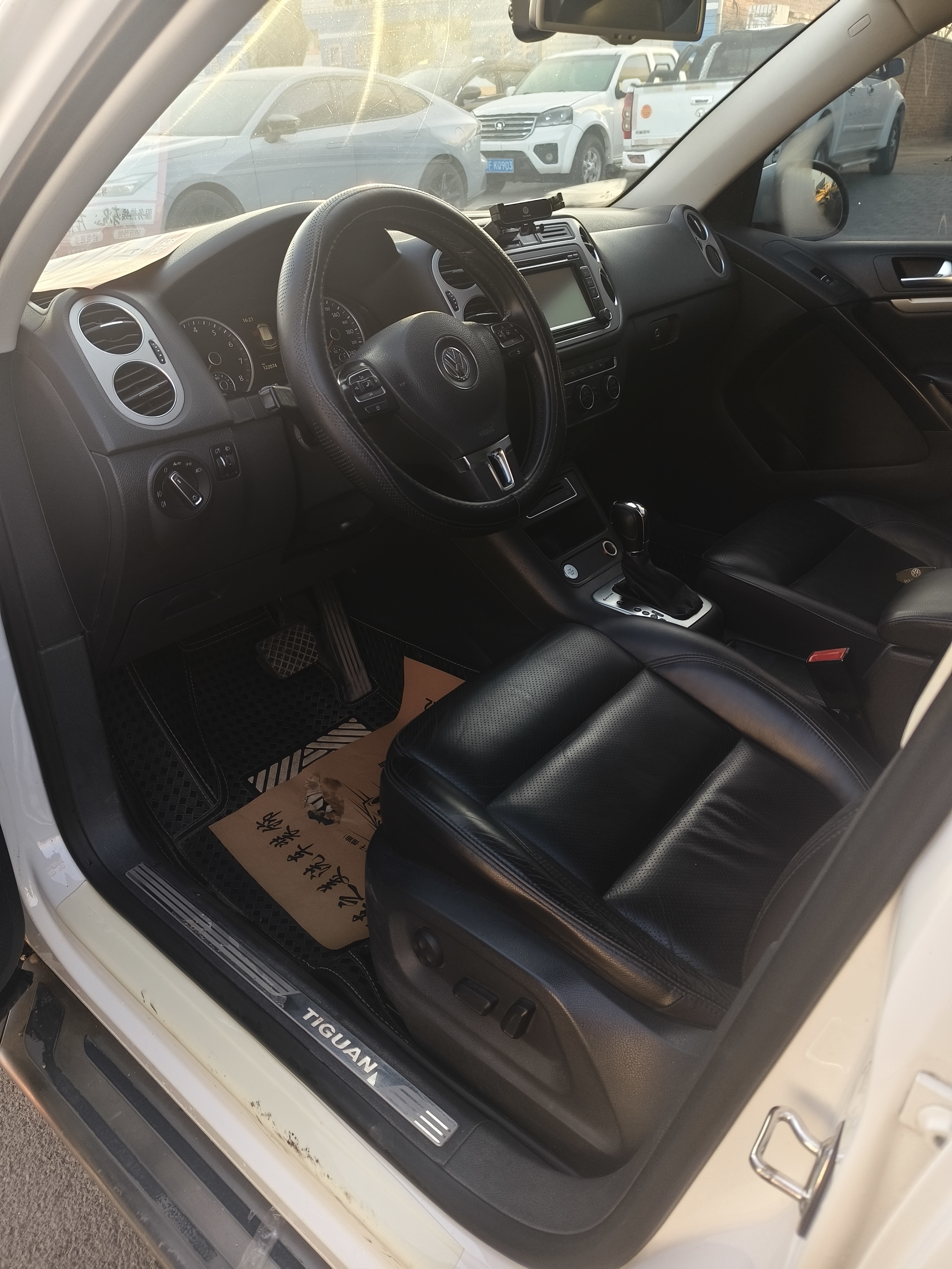 Volkswagen Tiguan 2015 #4 Volkswagen Tiguan 2015 car image #4