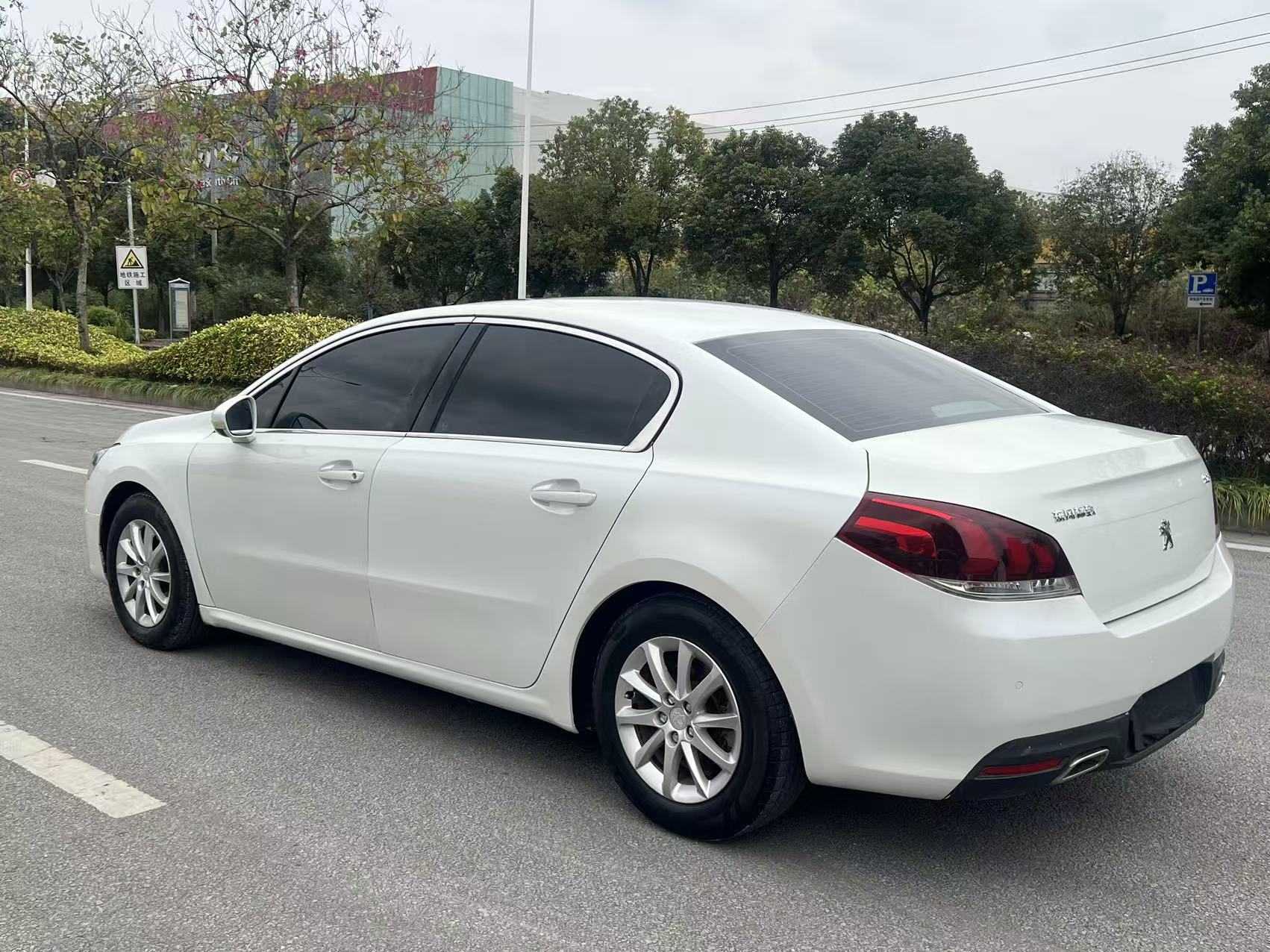 Peugeot 508 2015 car image #4