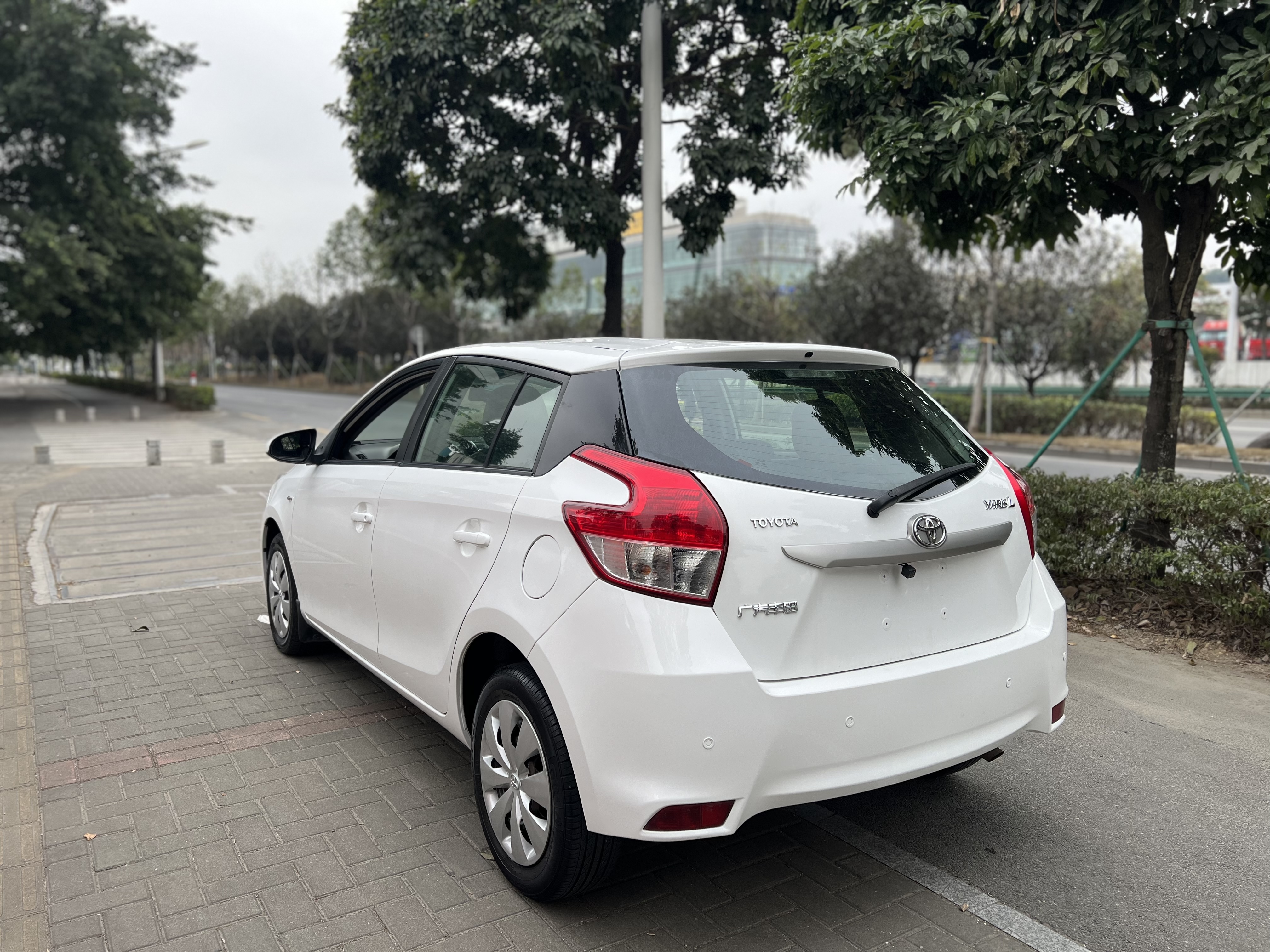 Yaris L Zhixuan 2015 #4 Yaris L Zhixuan 2015 car image #4
