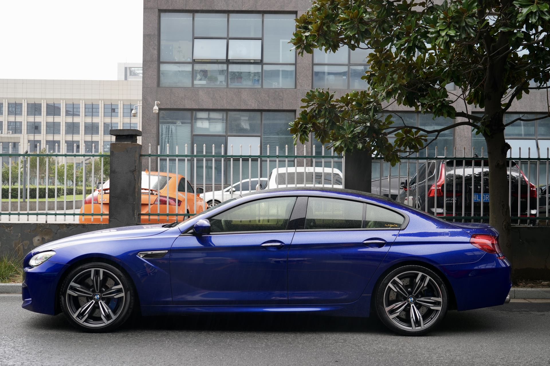 BMW M6 2015 car image #4