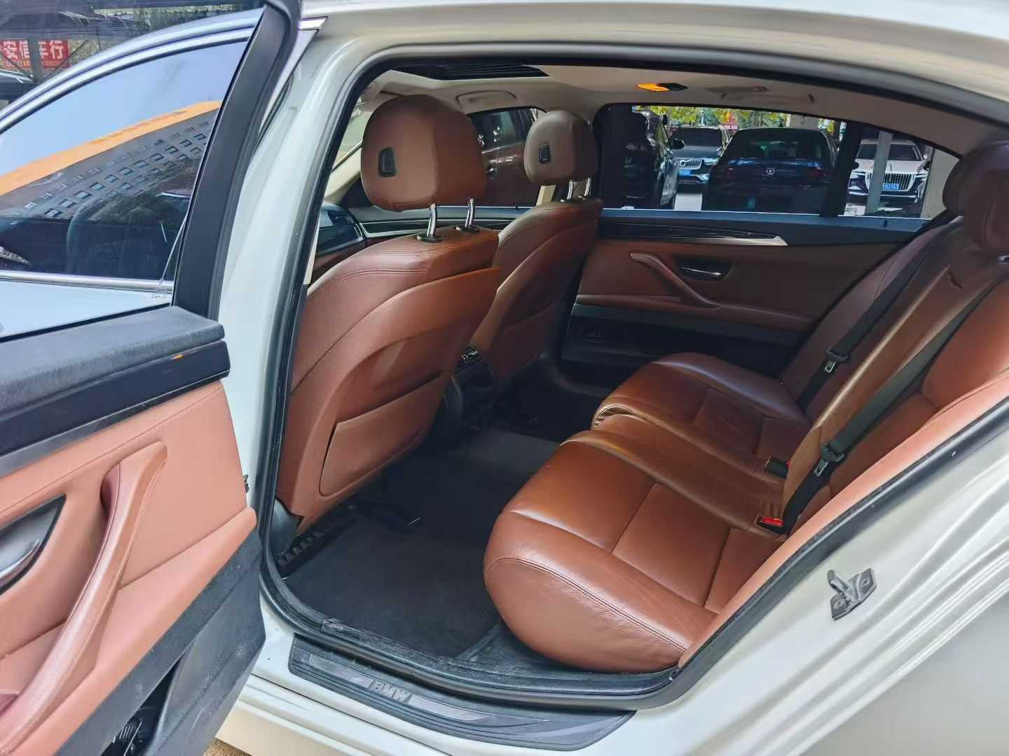 BMW 5 Series 2016 #4 BMW 5 Series 2016 car image #4