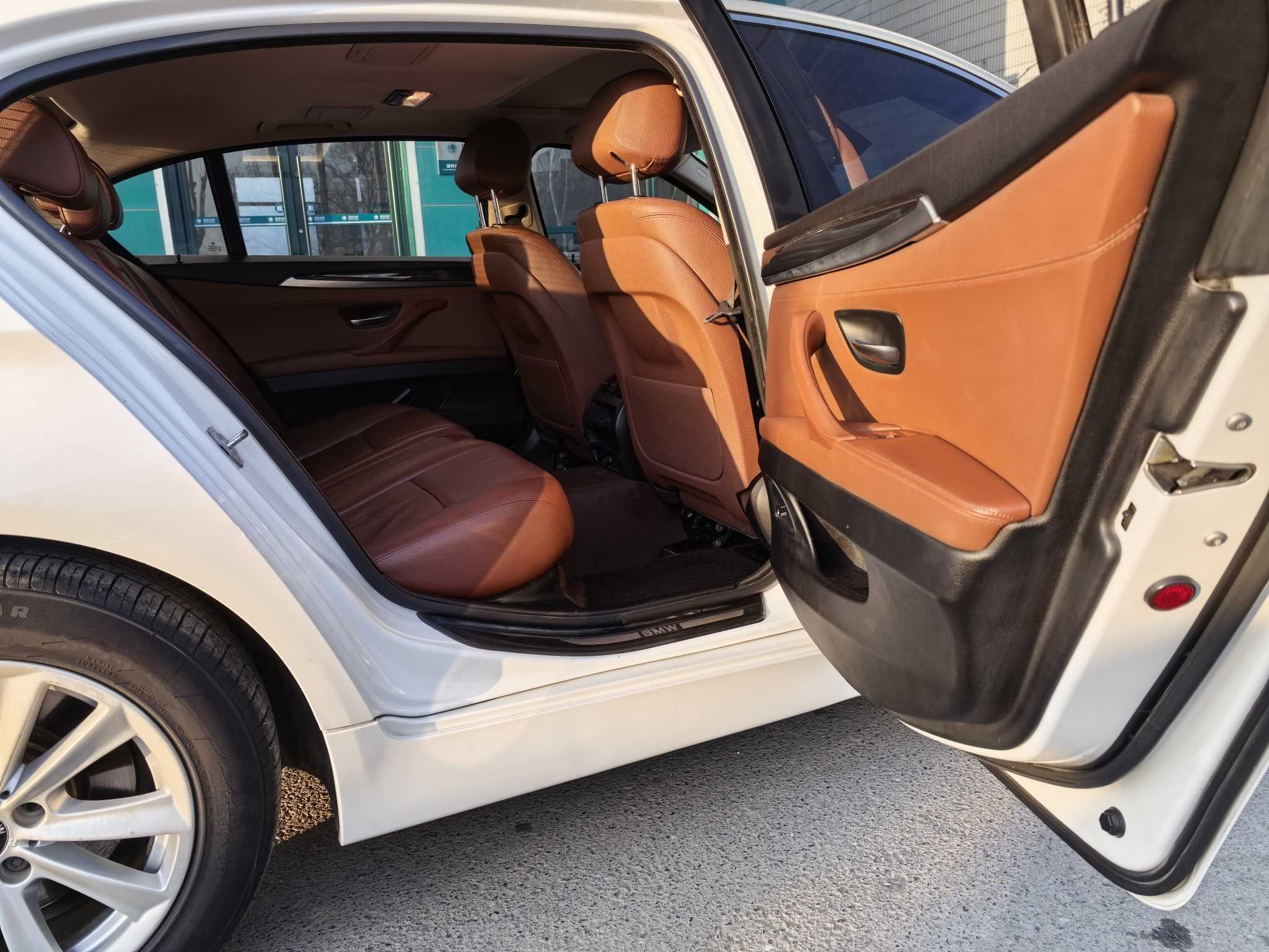 BMW 5 Series 2015 car image #4